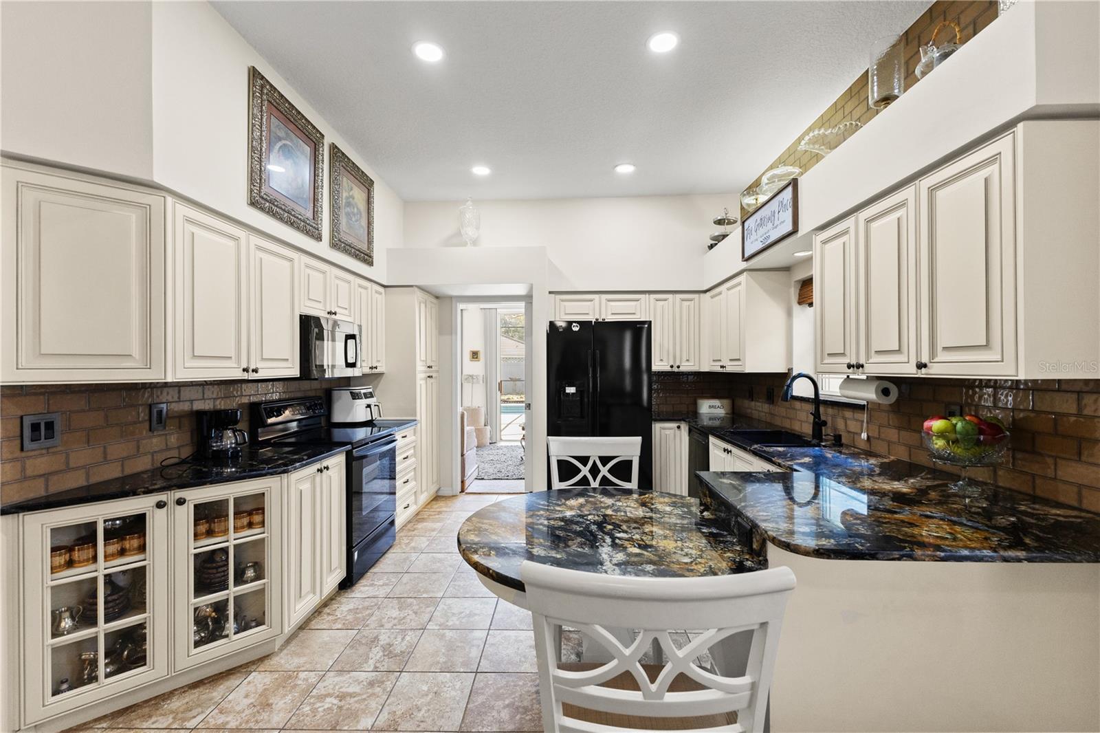 Single Family Residence at 17725 NATHANS DR, TAMPA, photo 18 of 58