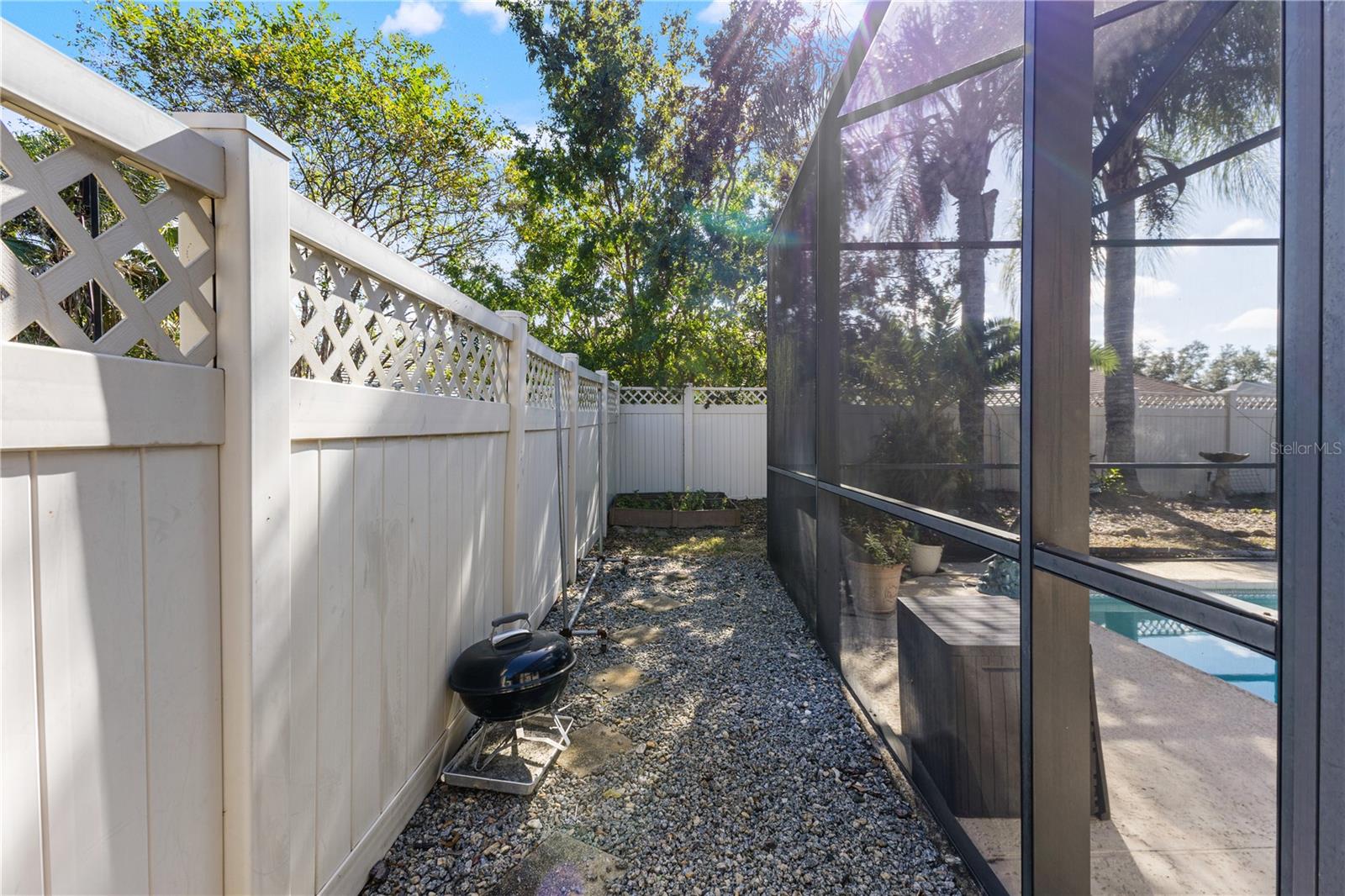 Single Family Residence at 17725 NATHANS DR, TAMPA, photo 44 of 58