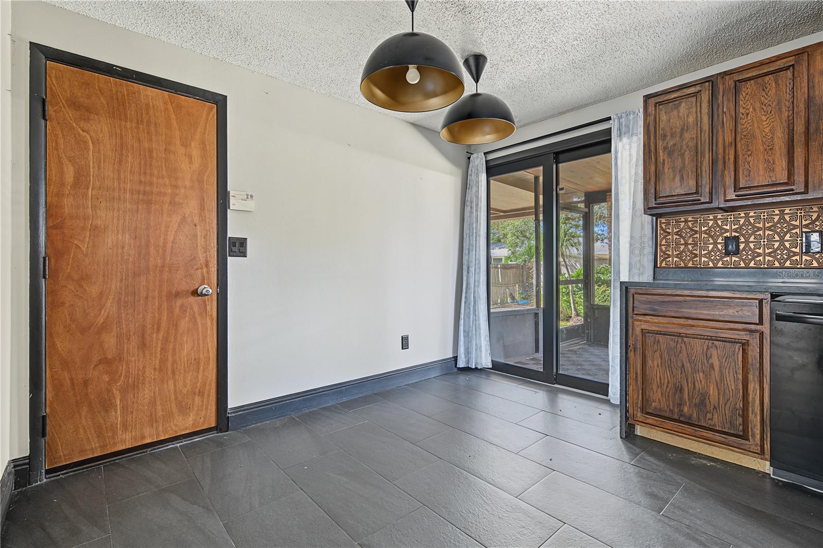 Single Family Residence at 608 TIMBER BAY CIR E, OLDSMAR, photo 12 of 36