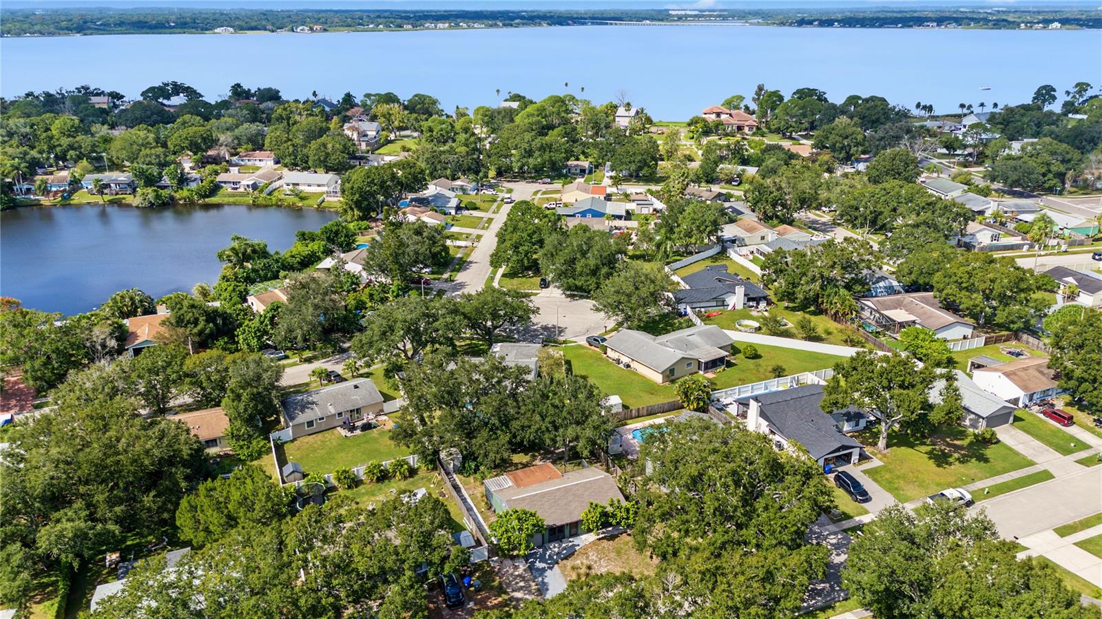 Single Family Residence at 608 TIMBER BAY CIR E, OLDSMAR, photo 34 of 36