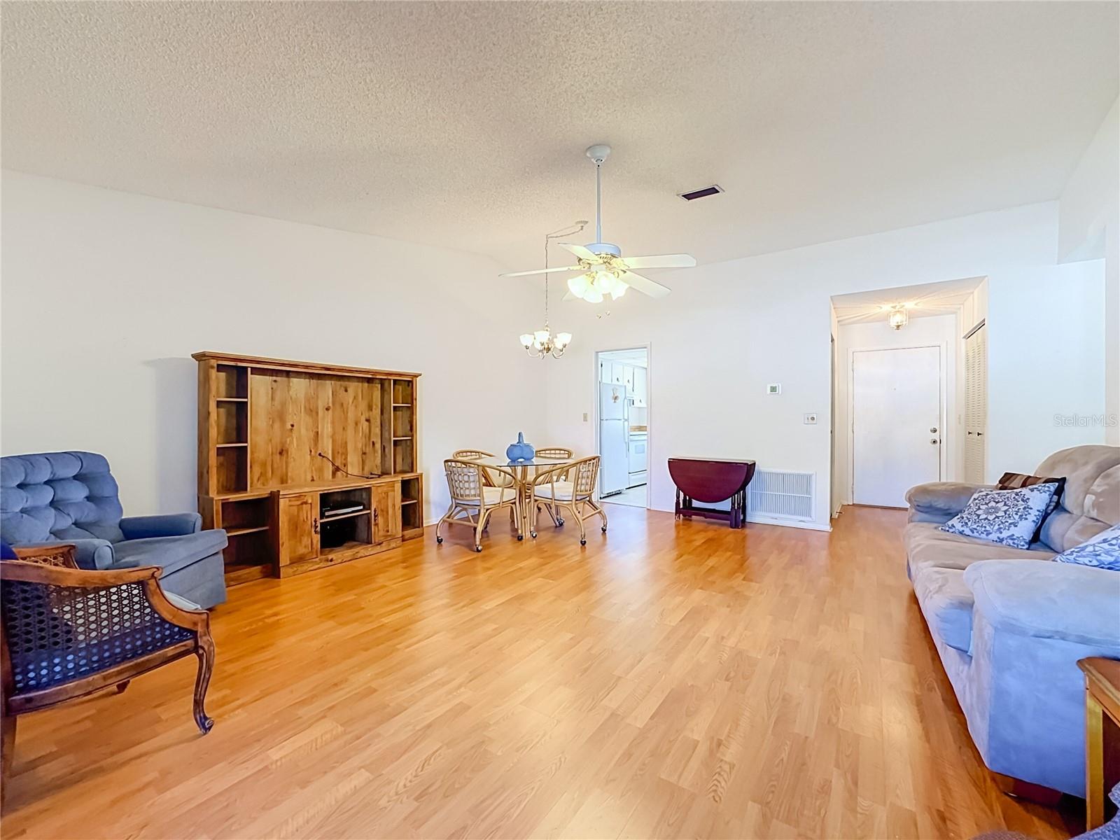 Condominium at 3206 42ND ST W #NA, BRADENTON, photo 4 of 25