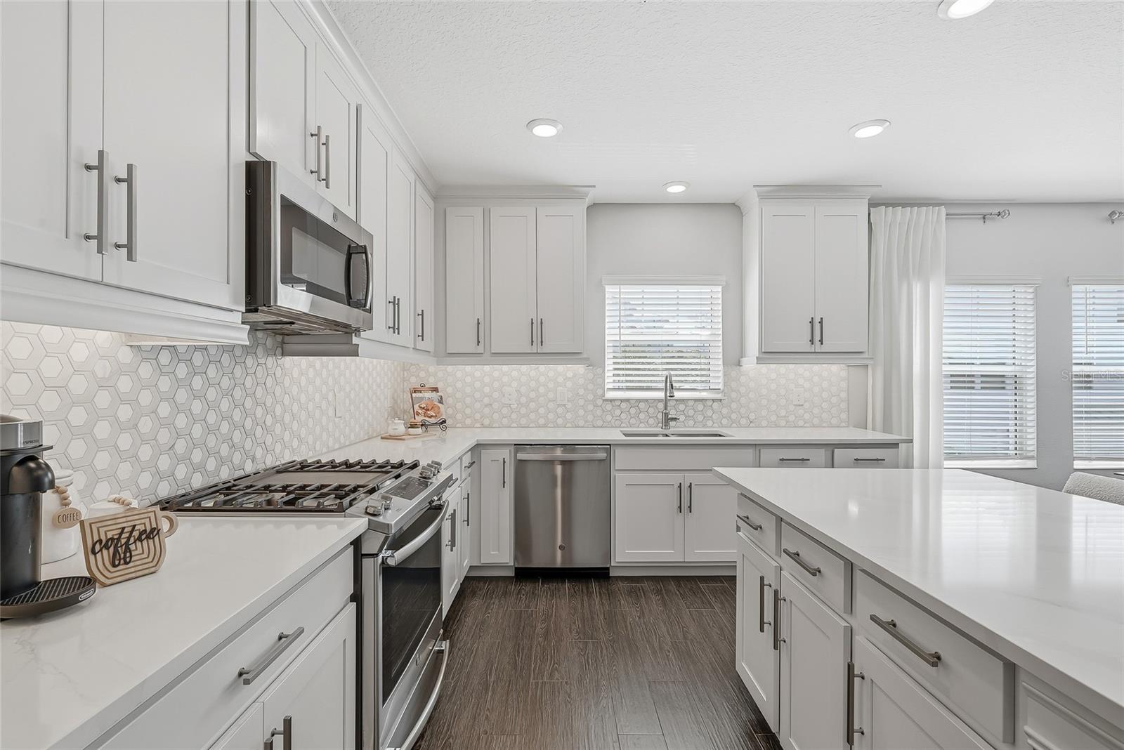 Townhouse at 5120 BRIDGE ST #4, TAMPA, photo 16 of 38