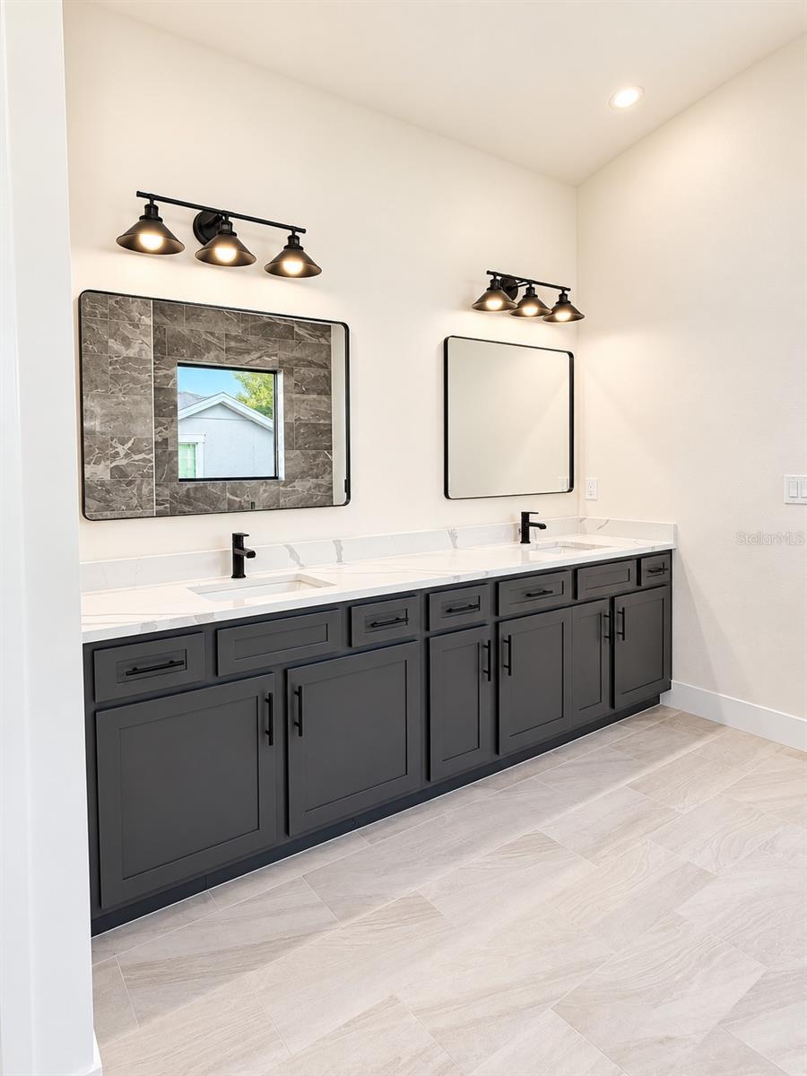 Primary Bathroom - 4611 HICKORY OAK DR, BROOKSVILLE