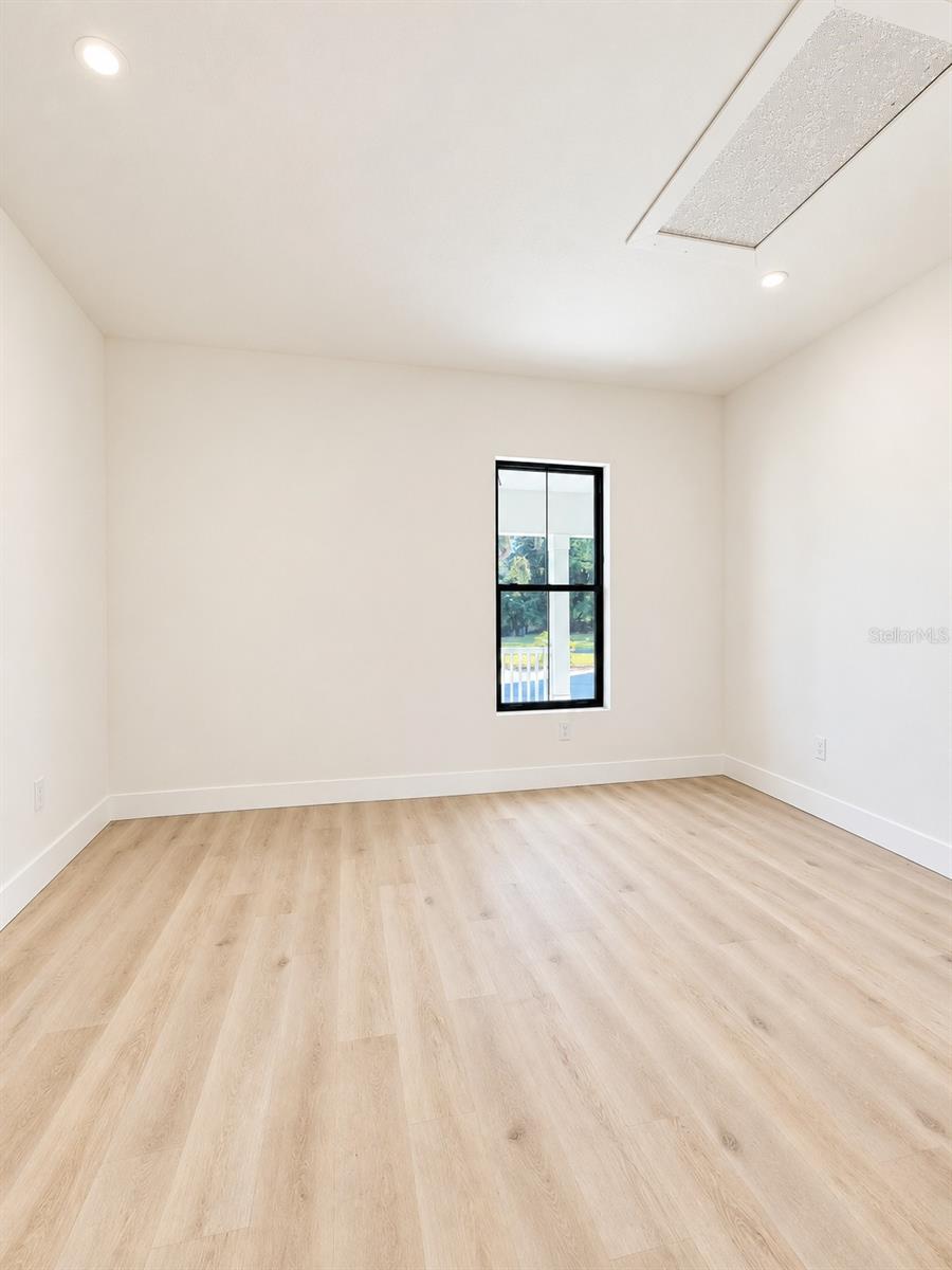 Room 2 - 4611 HICKORY OAK DR, BROOKSVILLE