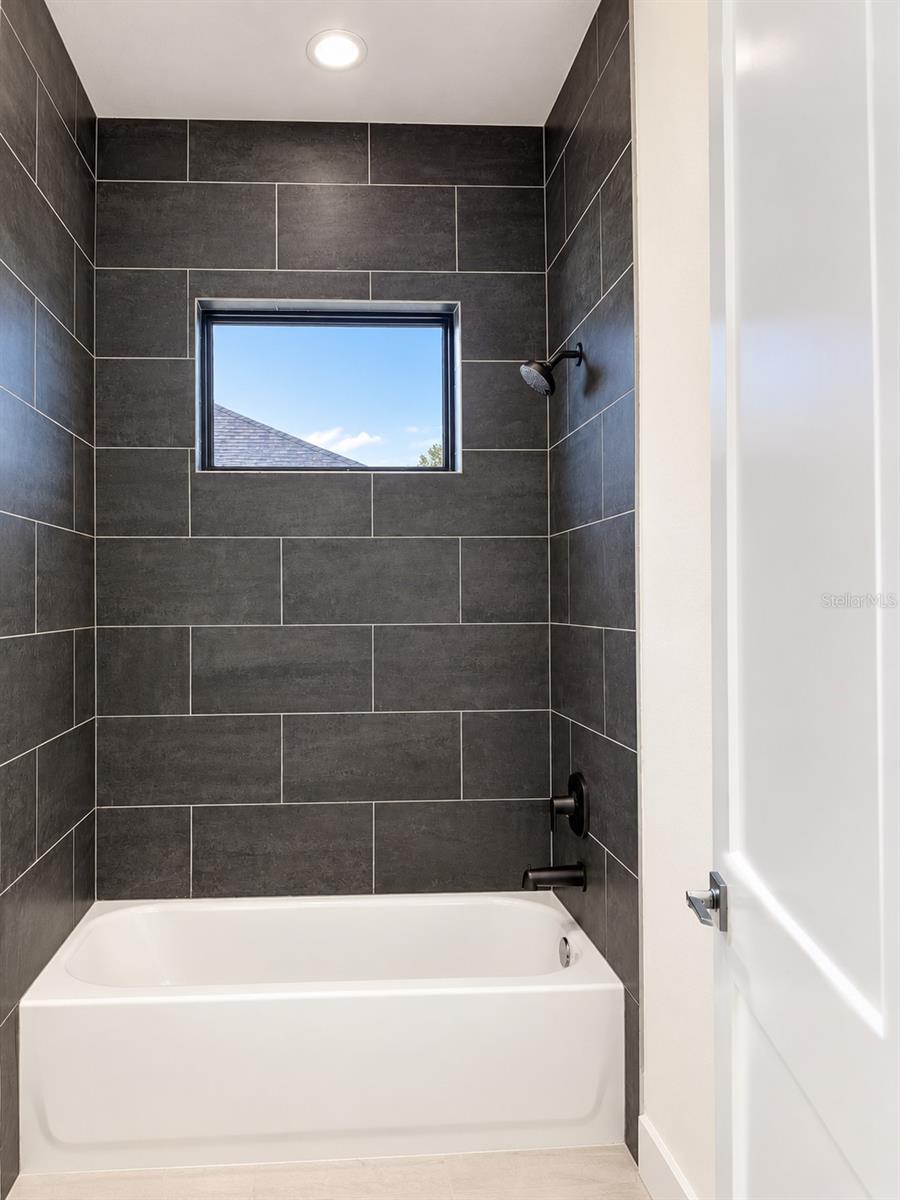 Bathroom 2 - 4611 HICKORY OAK DR, BROOKSVILLE