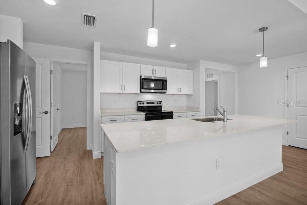 Single Family Residence at 1631 S SAN MATEO DR, NORTH PORT, photo 2 of 6