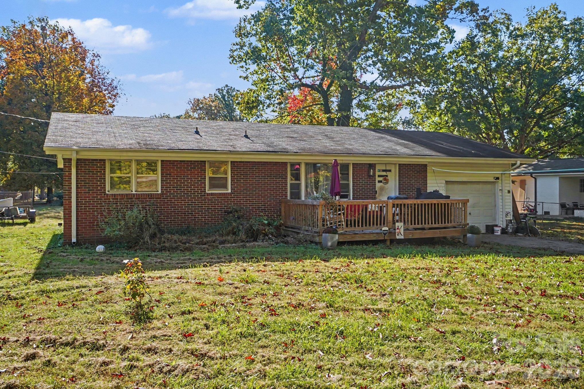 Single Family Residence at 1224 Beachnut Lane, Salisbury, photo 4 of 27