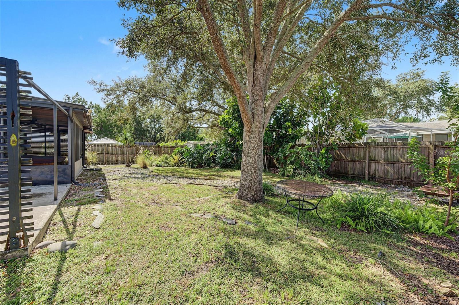 Single Family Residence at 608 TIMBER BAY CIR E, OLDSMAR, photo 26 of 36