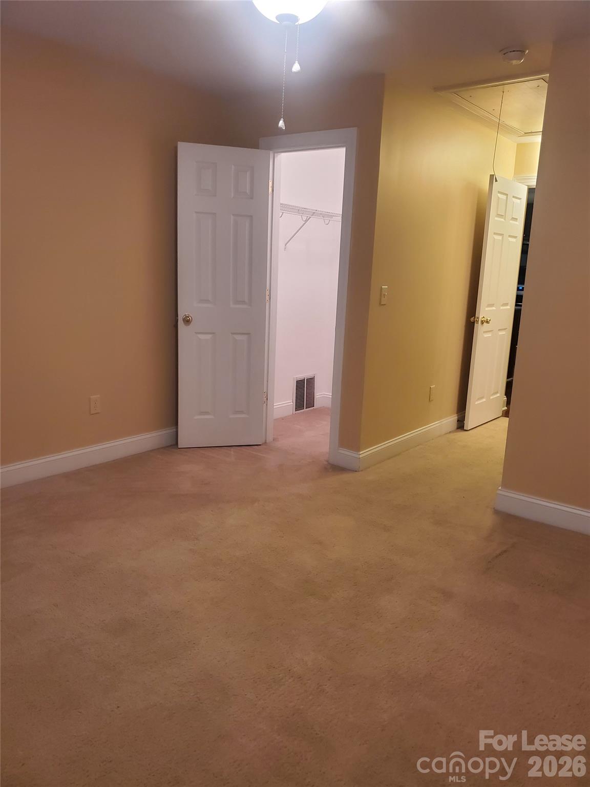 Condominium at 6365 Park Creek Drive, Charlotte, photo 11 of 13