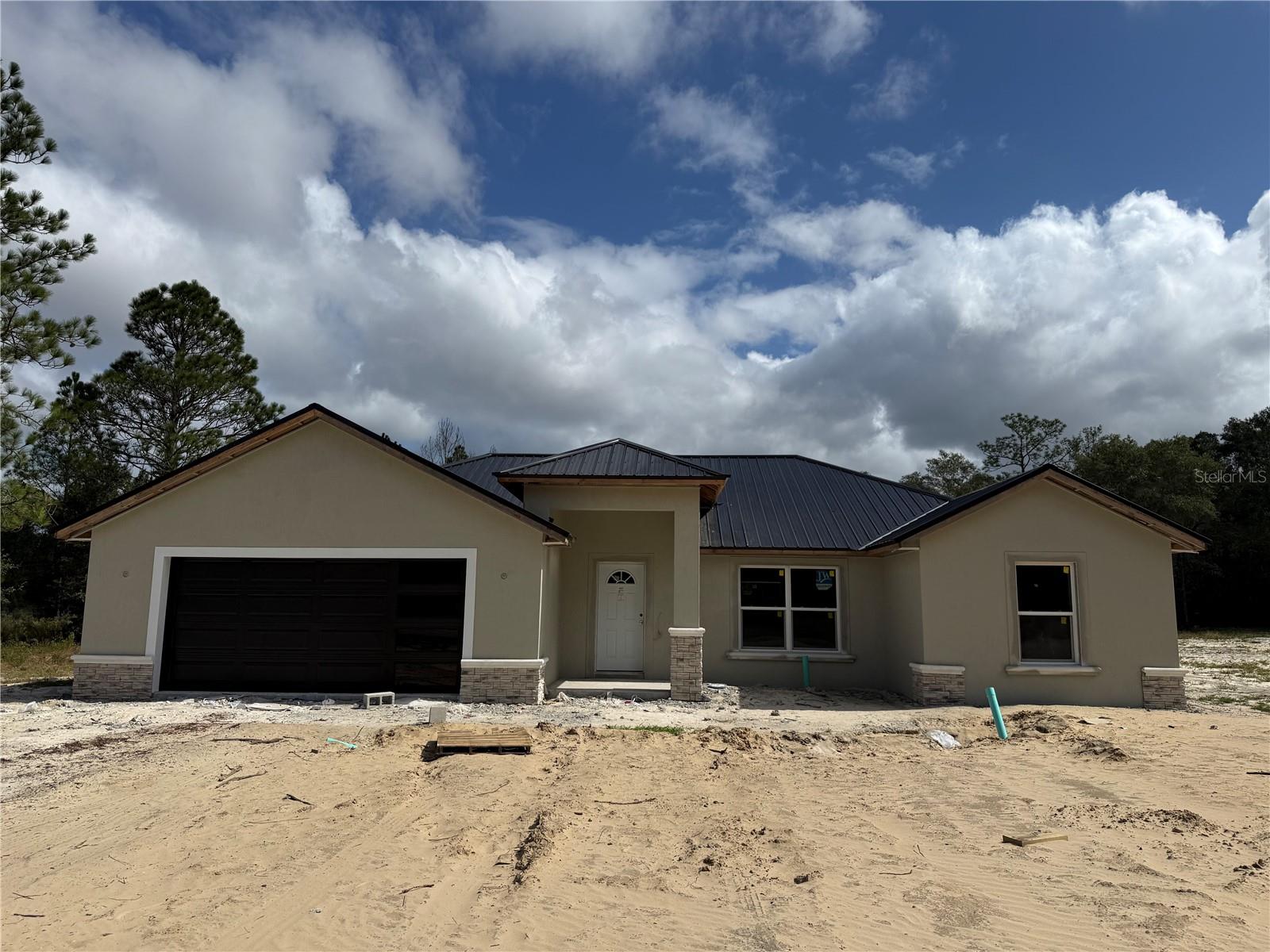 4451 SW BEGONIA CT