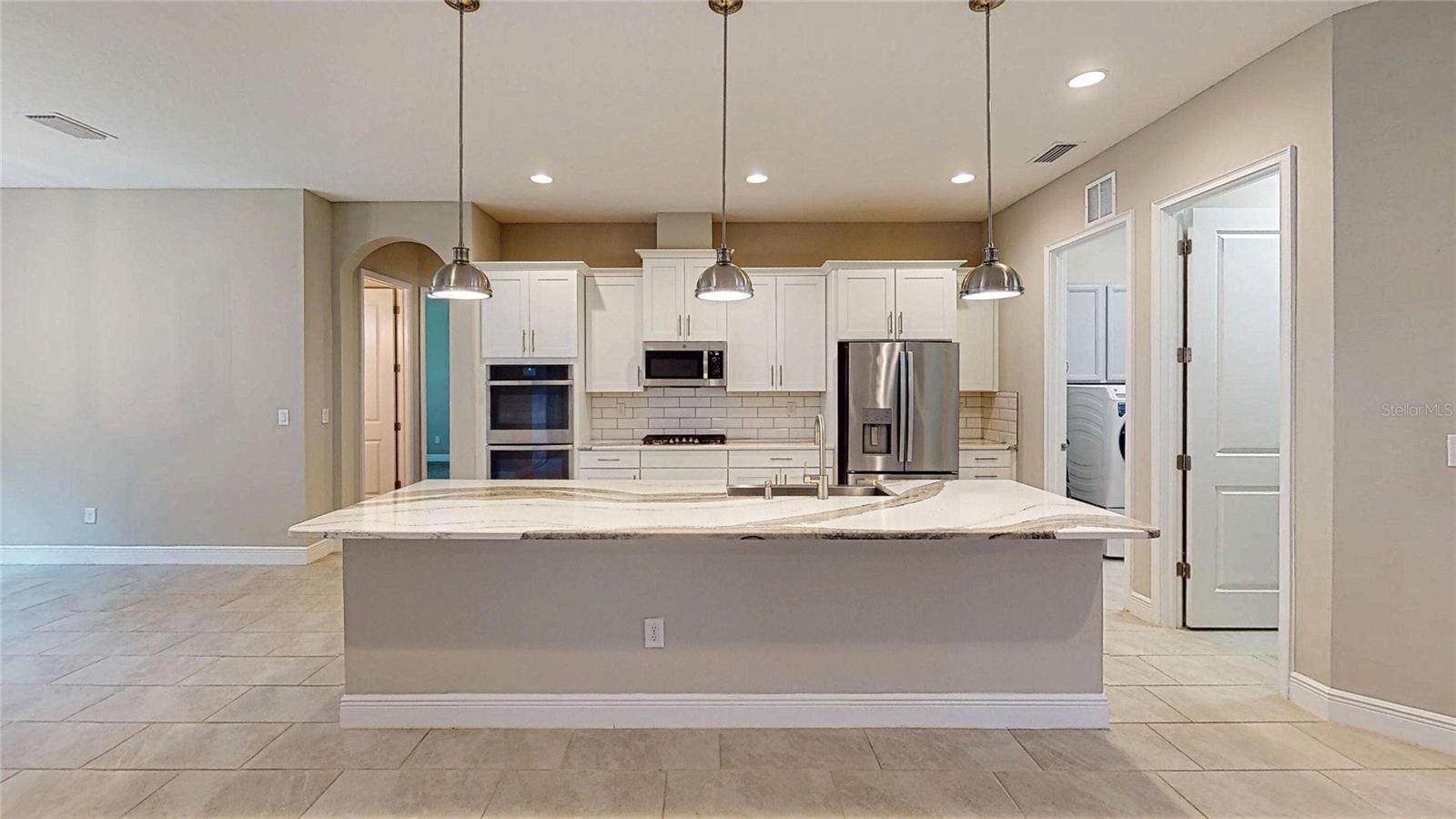 Single Family Residence at 3911 GAVIOTA DR, RUSKIN, photo 7 of 36