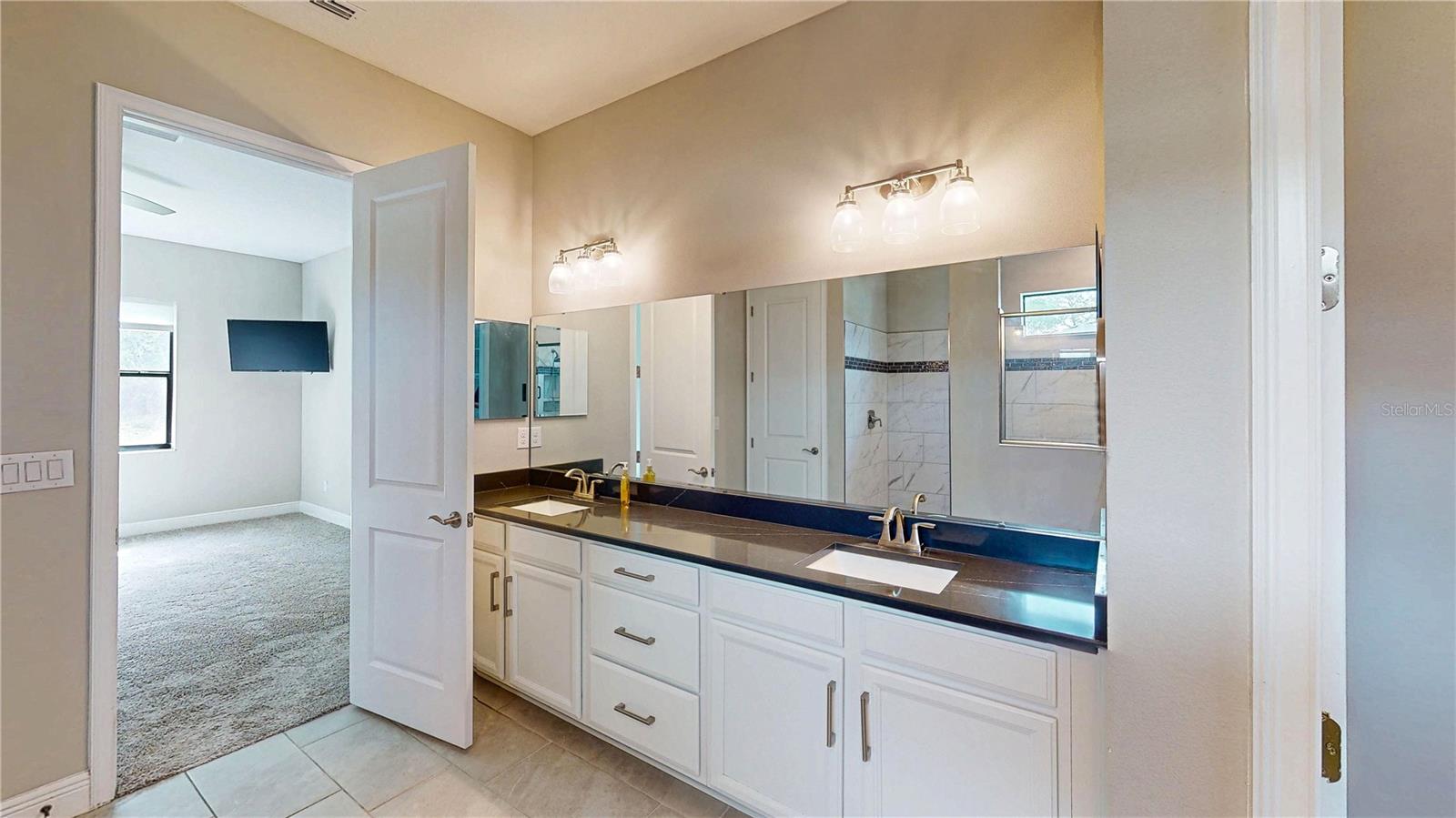 Single Family Residence at 3911 GAVIOTA DR, RUSKIN, photo 21 of 36