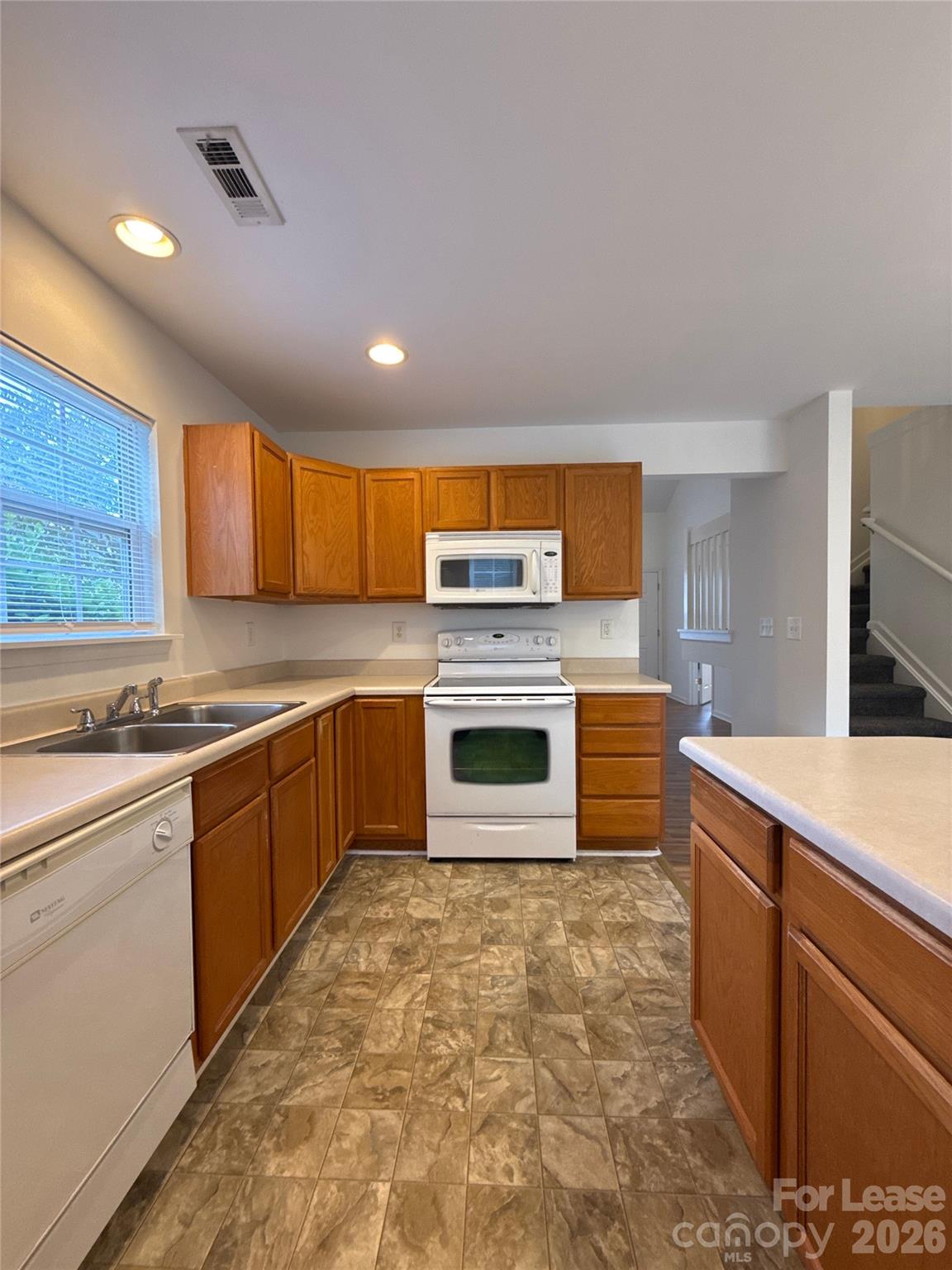 Townhouse at 14327 Tranters Creek Lane, Charlotte, photo 5 of 21