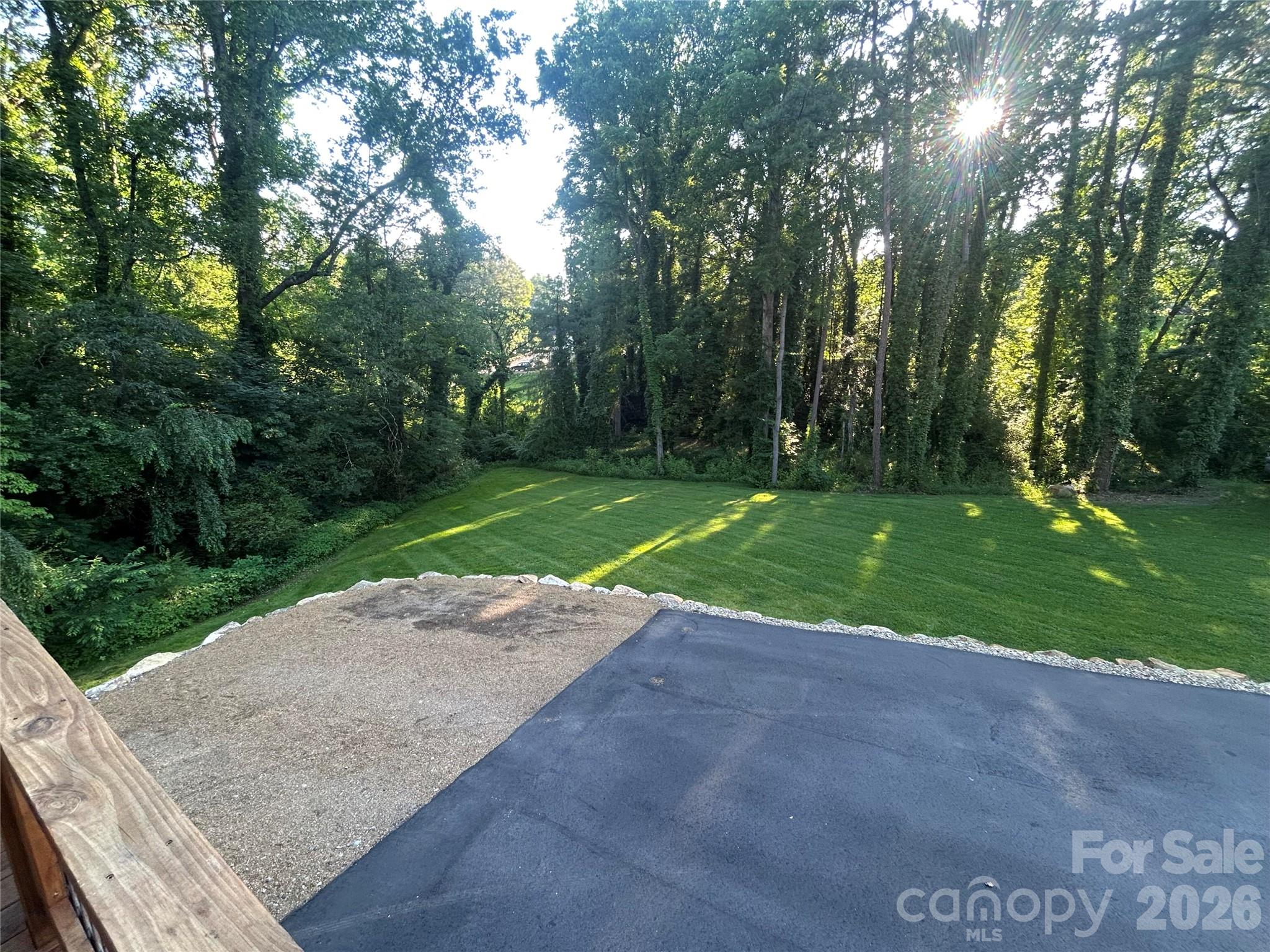Single Family Residence at 10 Oakwood Drive, Weaverville, photo 5 of 29