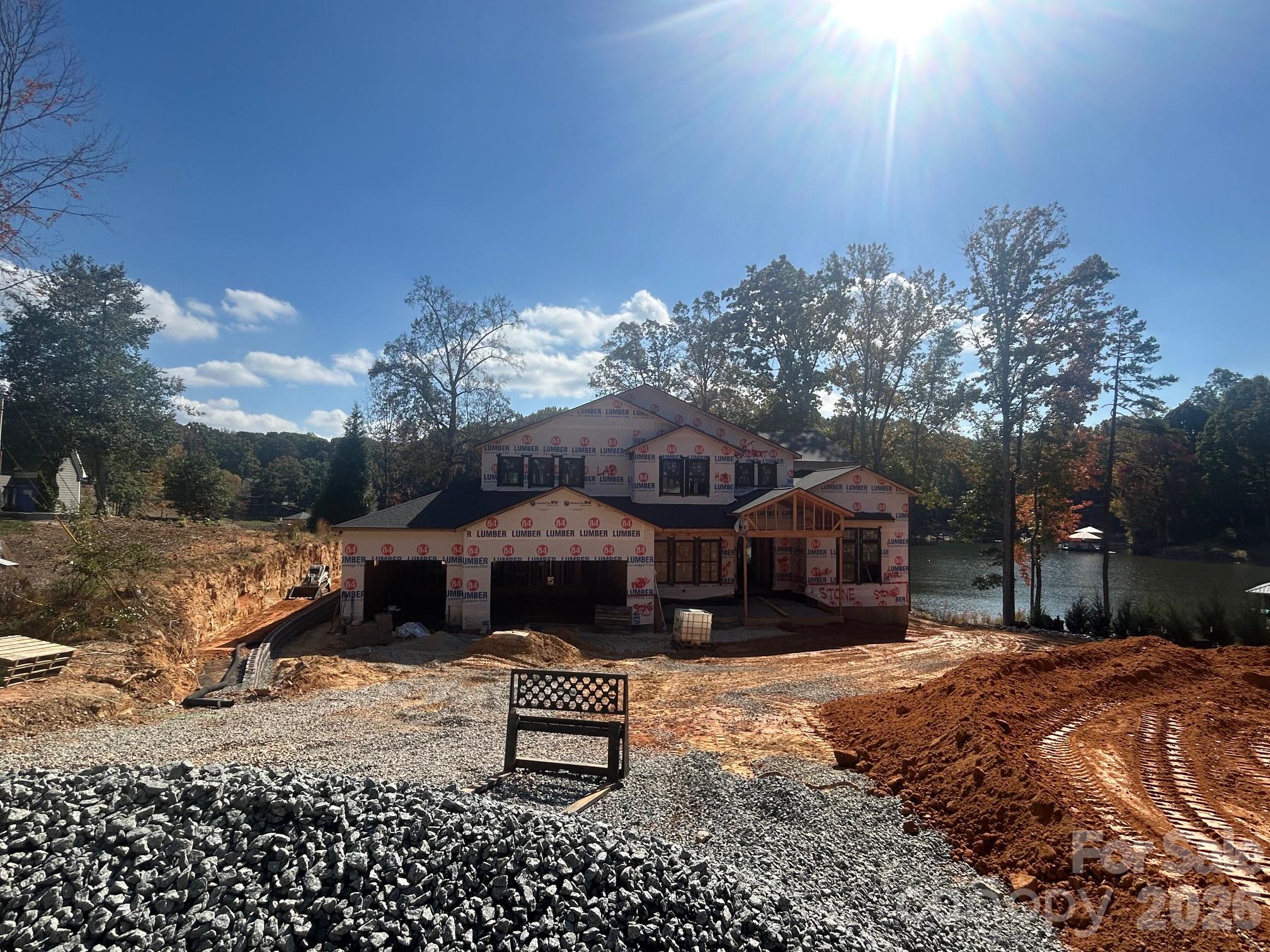 204 Lakeview Shores Loop