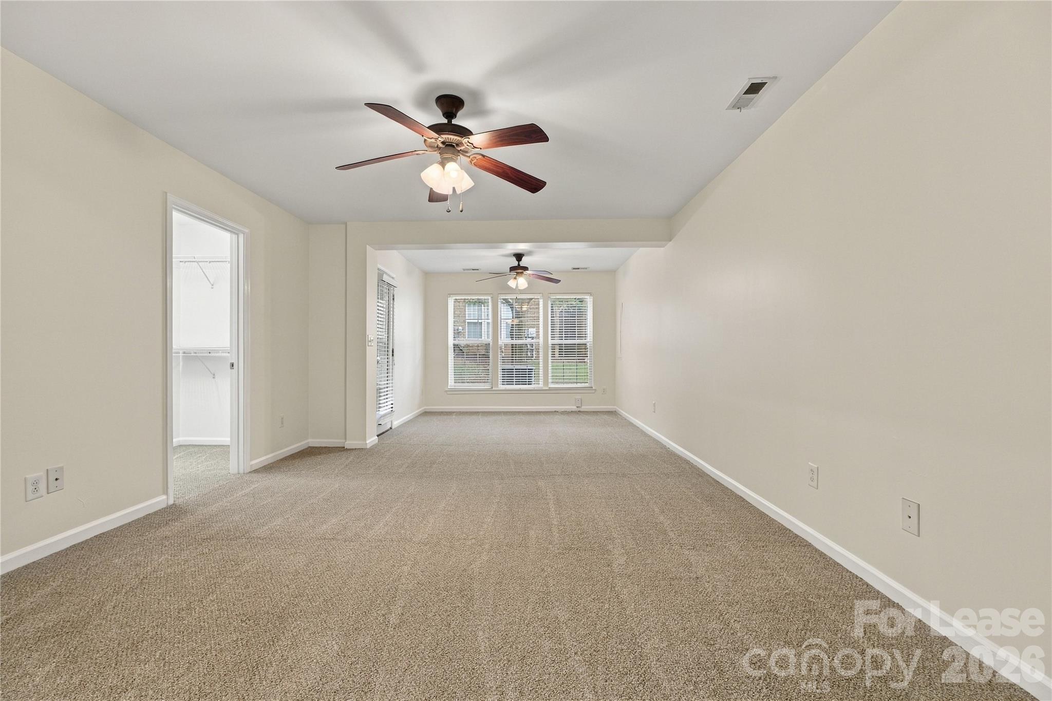 Townhouse at 261 Lincoln Street, Charlotte, photo 3 of 18