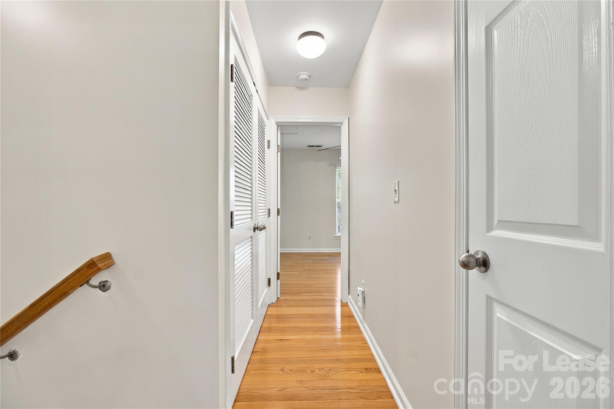 Townhouse at 261 Lincoln Street, Charlotte, photo 12 of 18