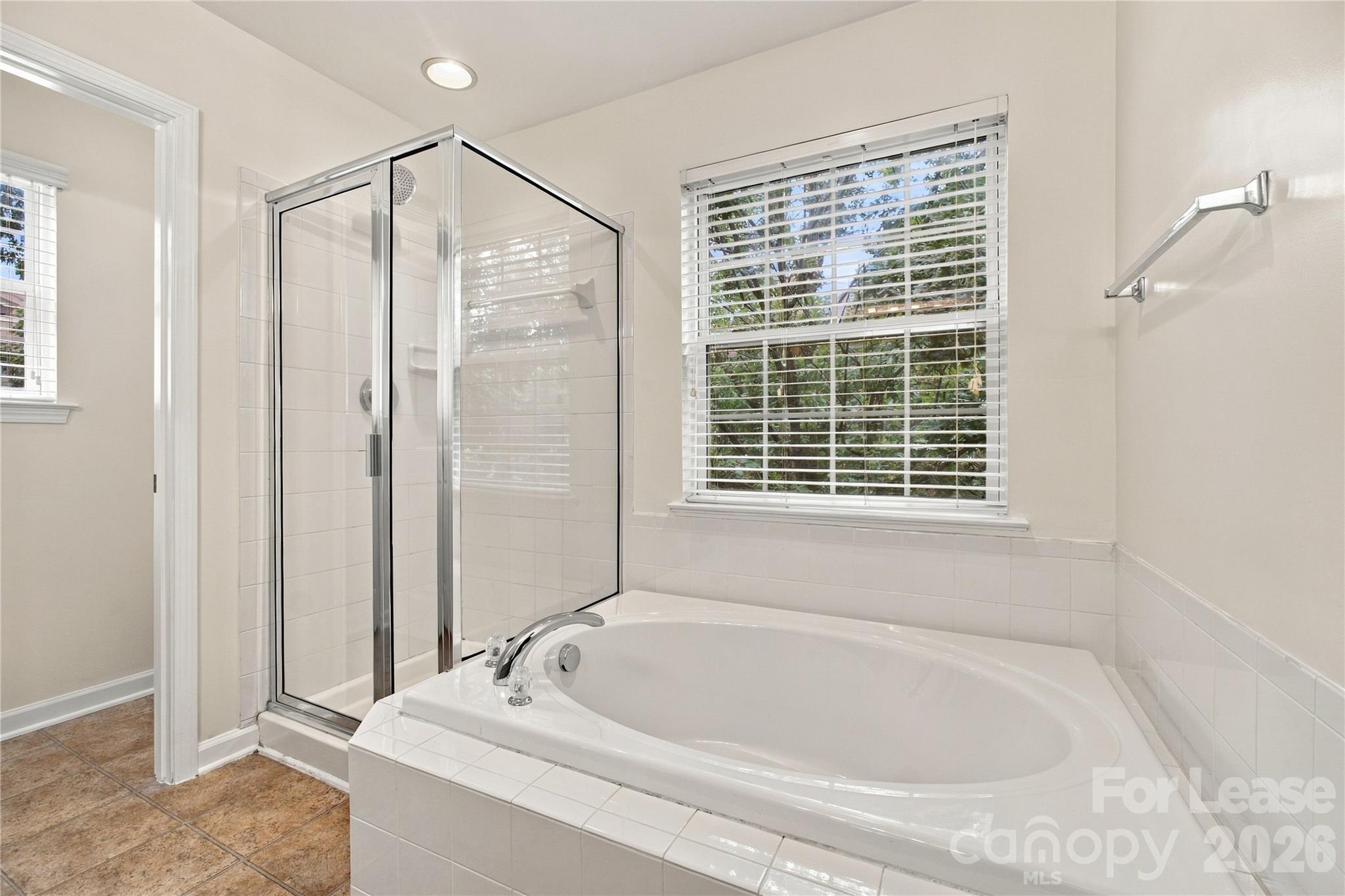 Townhouse at 261 Lincoln Street, Charlotte, photo 17 of 18