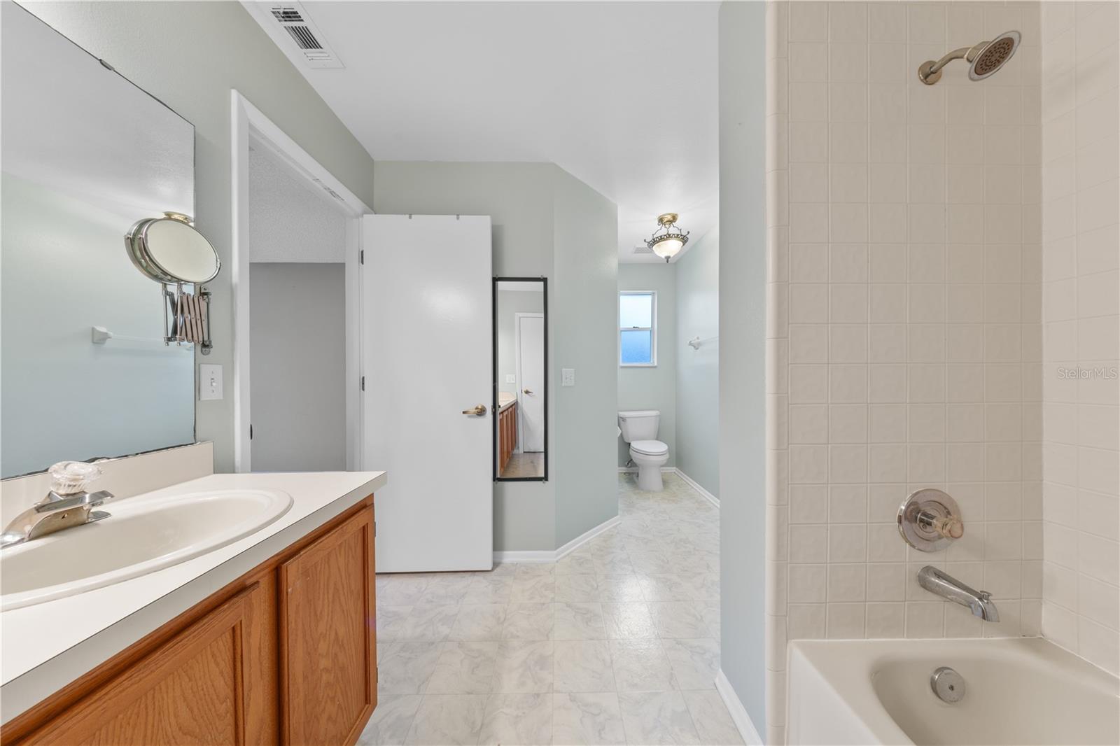 Bathroom 2 - 3701 BEAVER RIDGE DR, ORLANDO