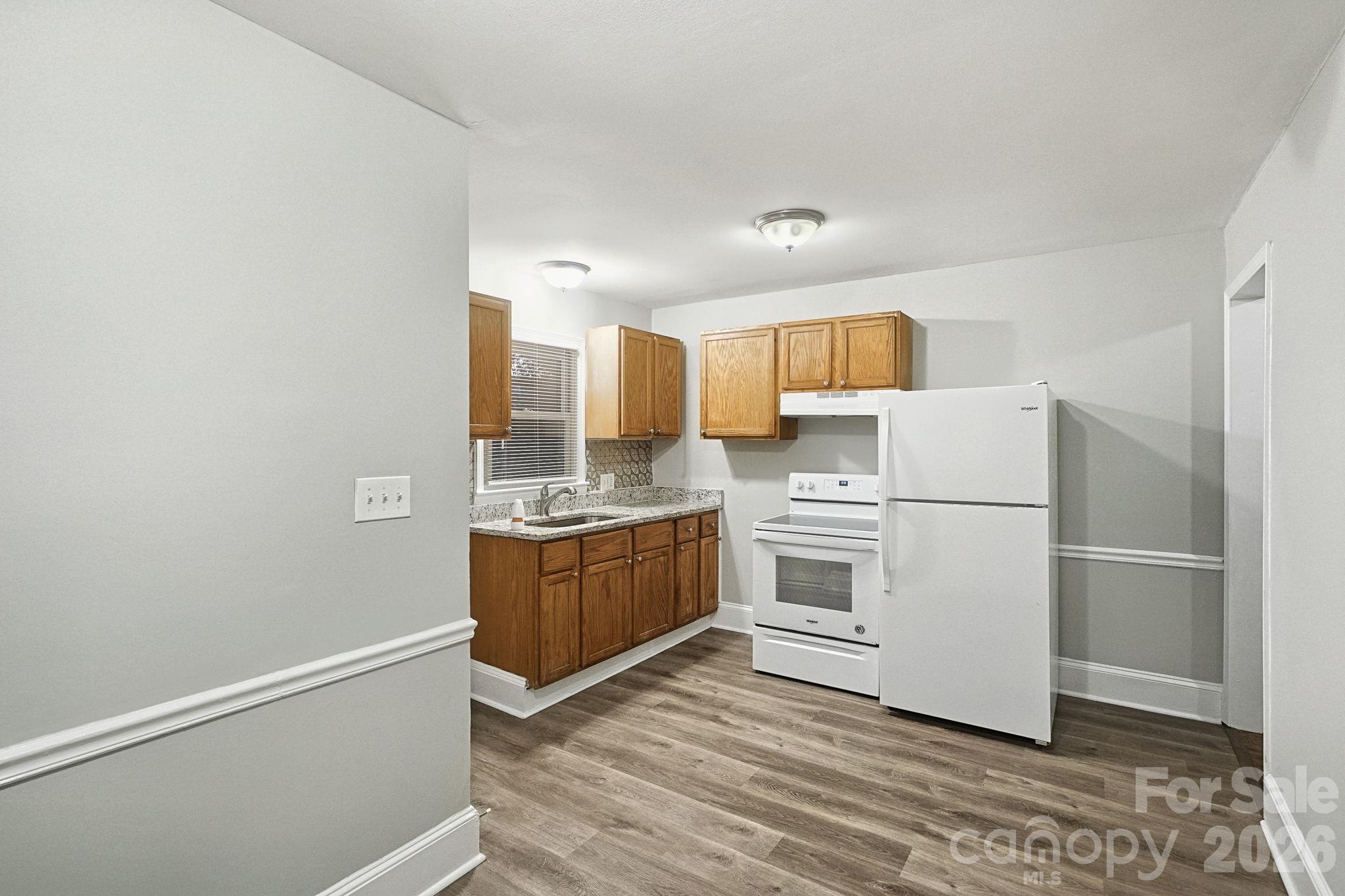 Single Family Residence at 1312 Seigle Avenue, Charlotte, photo 9 of 24