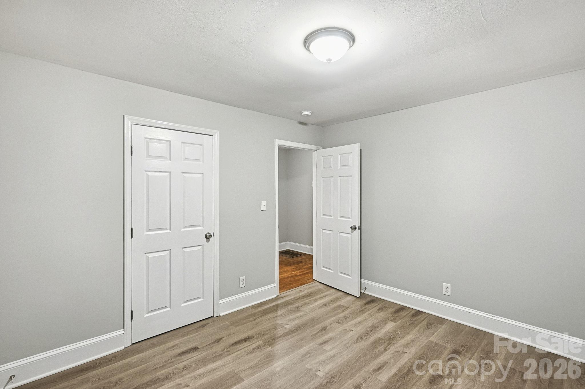 Single Family Residence at 1312 Seigle Avenue, Charlotte, photo 13 of 24