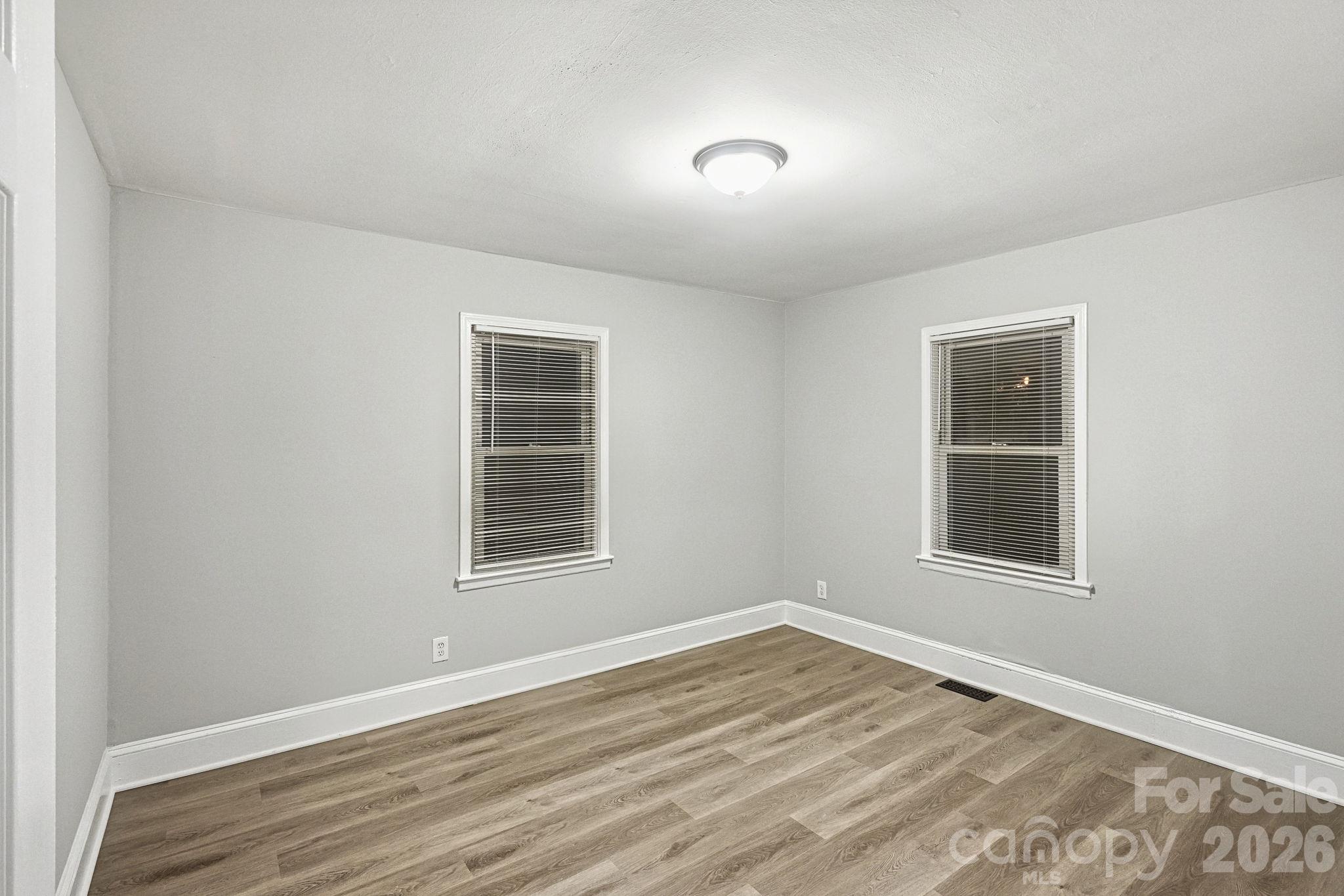 Single Family Residence at 1312 Seigle Avenue, Charlotte, photo 14 of 24