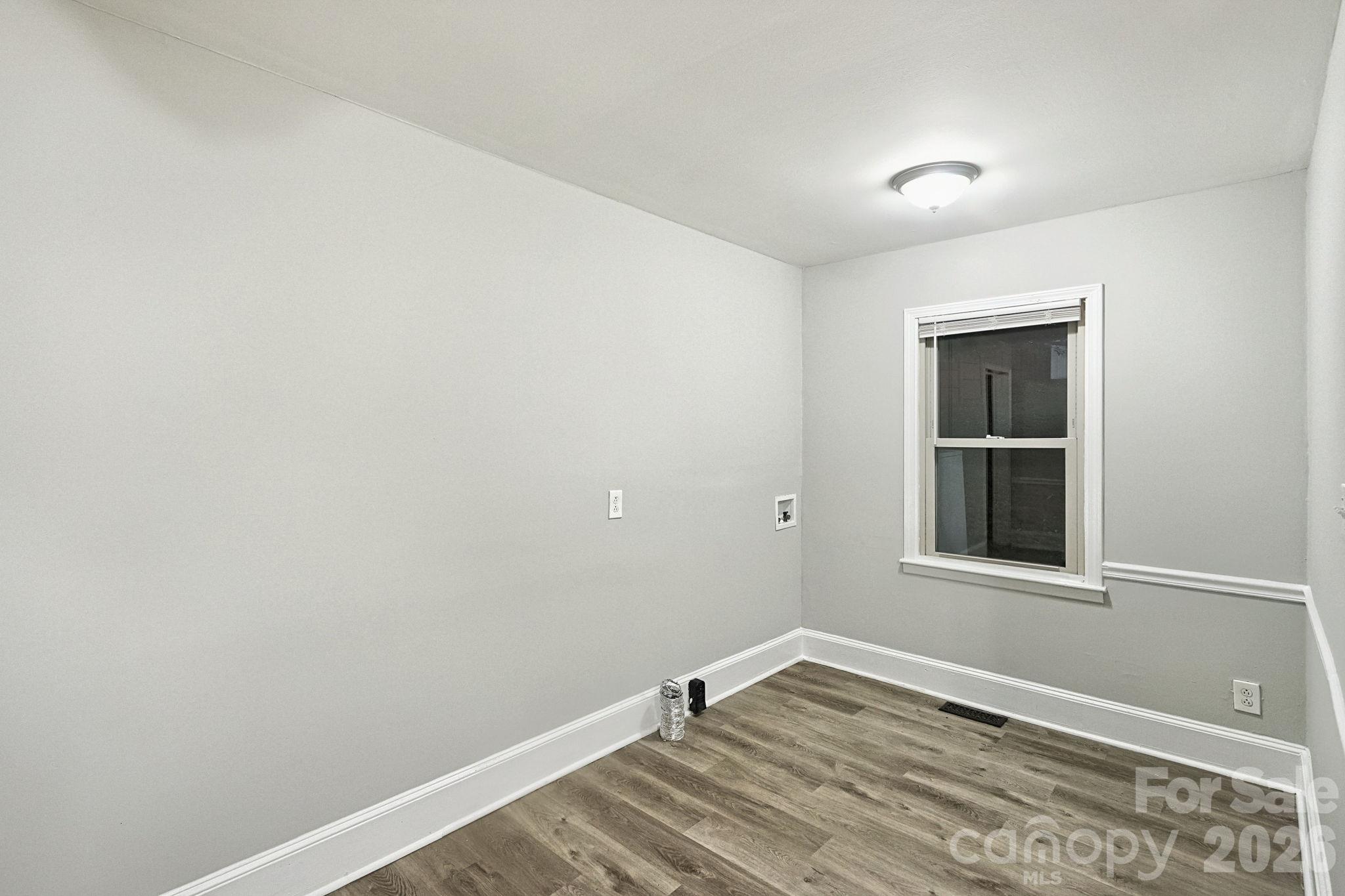 Single Family Residence at 1312 Seigle Avenue, Charlotte, photo 15 of 24