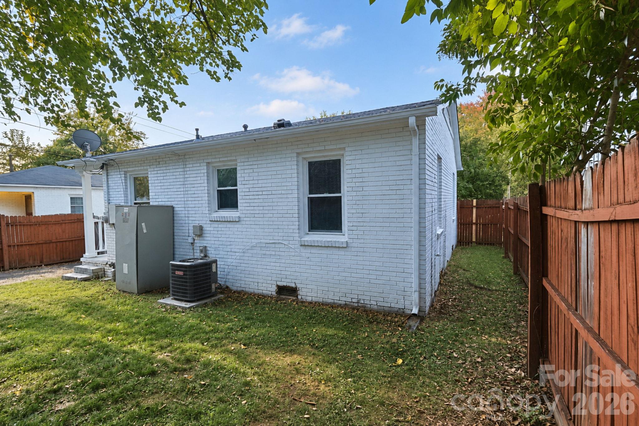 Single Family Residence at 1312 Seigle Avenue, Charlotte, photo 20 of 24