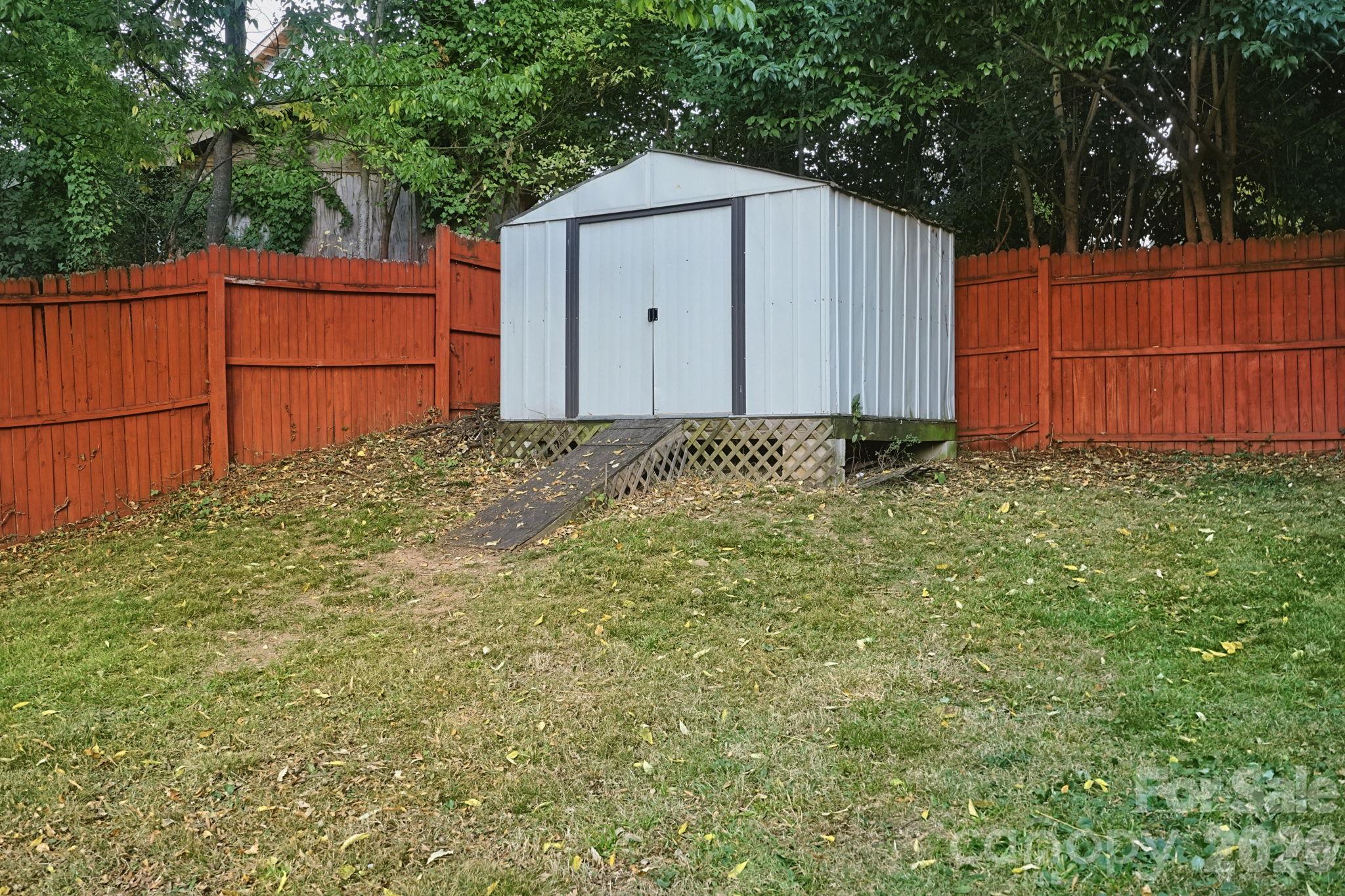 Single Family Residence at 1312 Seigle Avenue, Charlotte, photo 22 of 24