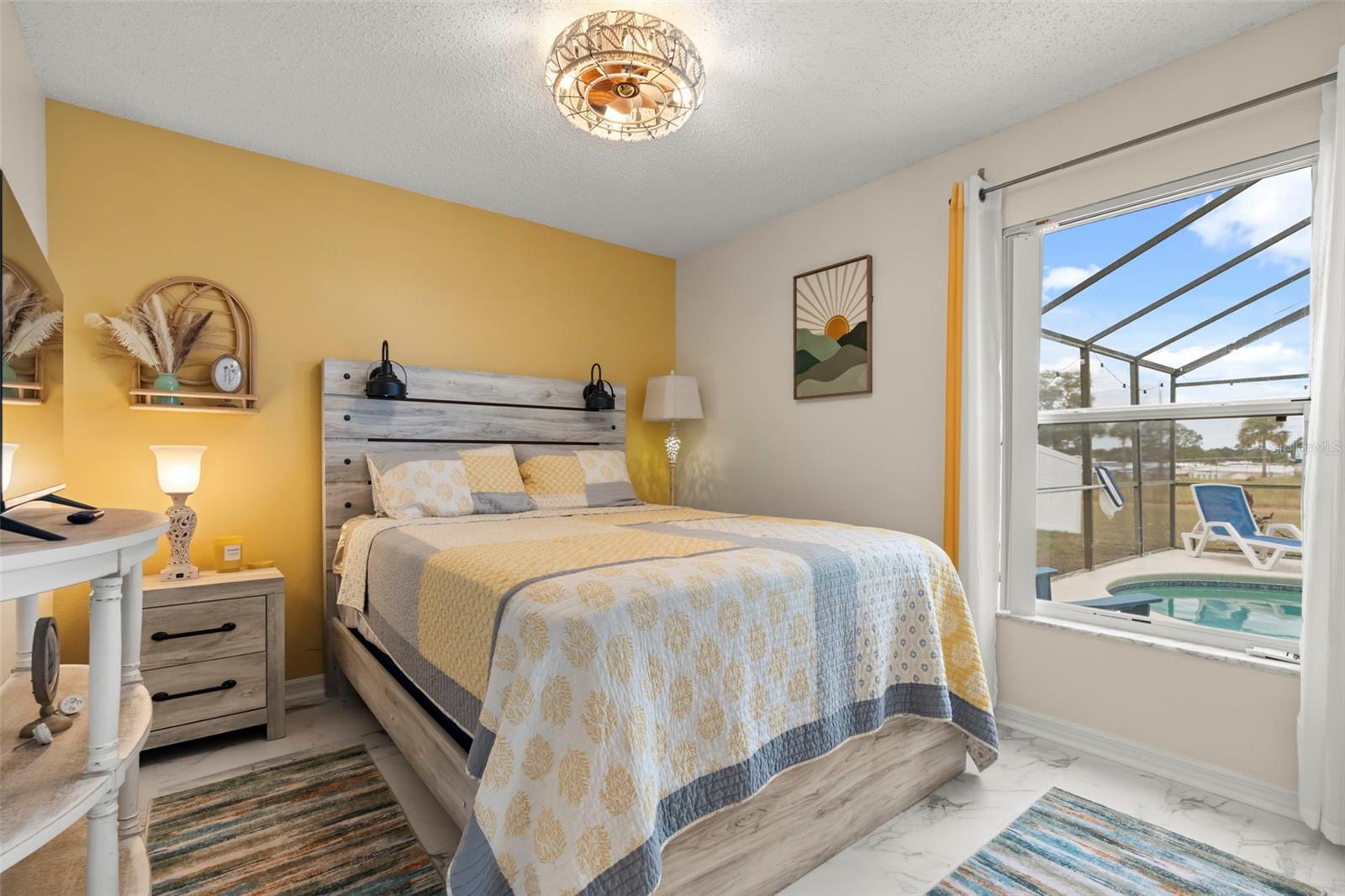 Guest room #3 - 551 MAJESTY DR, DAVENPORT