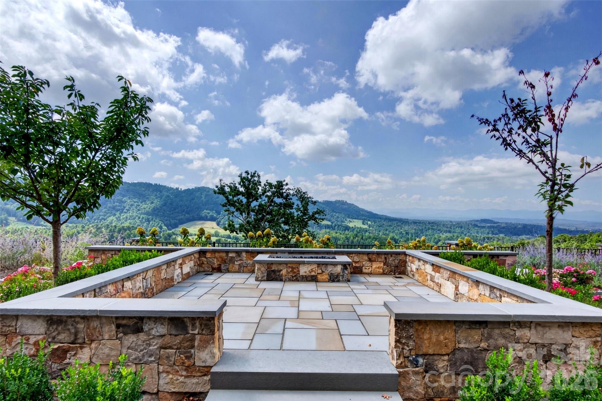 Single Family Residence at 175 Bear View Road, Weaverville, photo 5 of 44