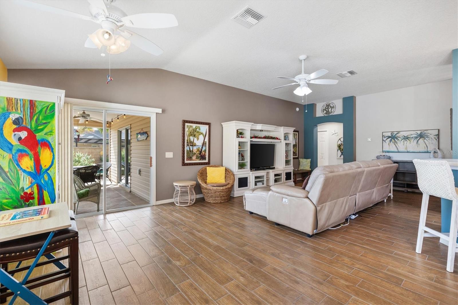 FAMILY ROOM - 2398 FLATWOOD ST, THE VILLAGES