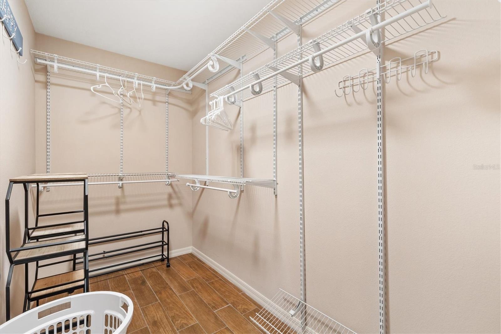 PRIMARY WALK IN CLOSET - 2398 FLATWOOD ST, THE VILLAGES