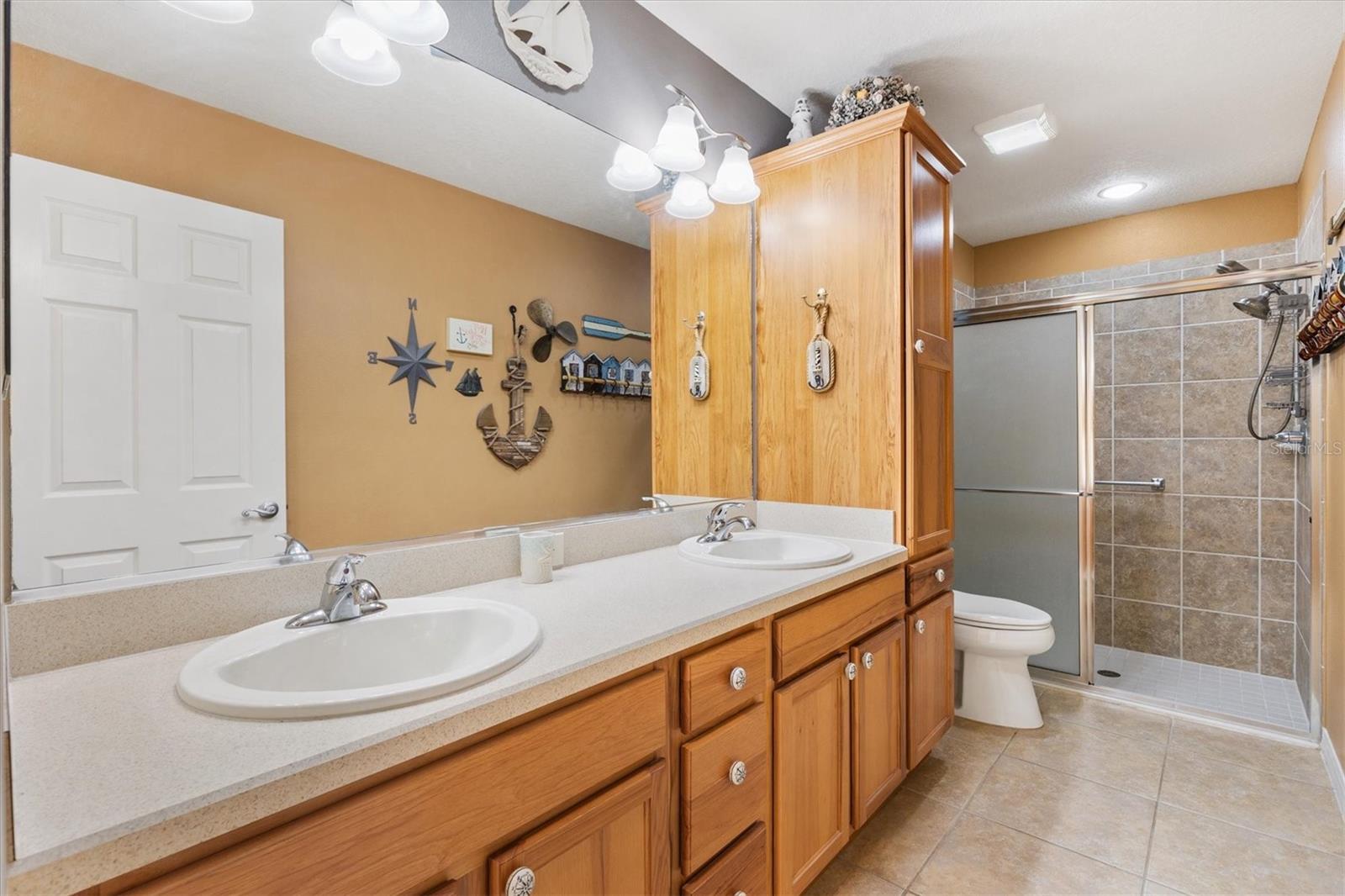 PRIMARY BATHROOM - 2398 FLATWOOD ST, THE VILLAGES