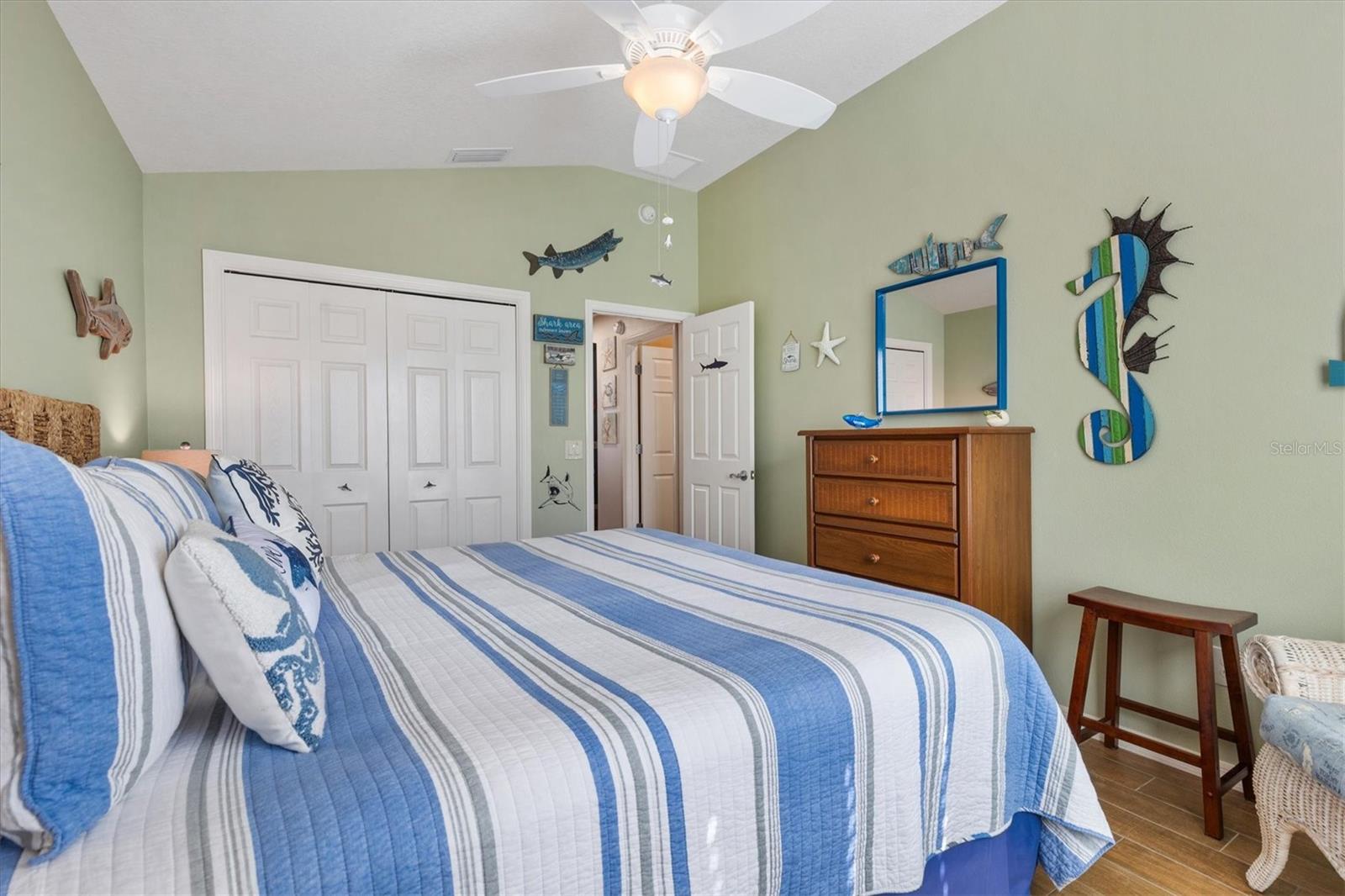 2ND BEDROOM KING SIZE BED - 2398 FLATWOOD ST, THE VILLAGES