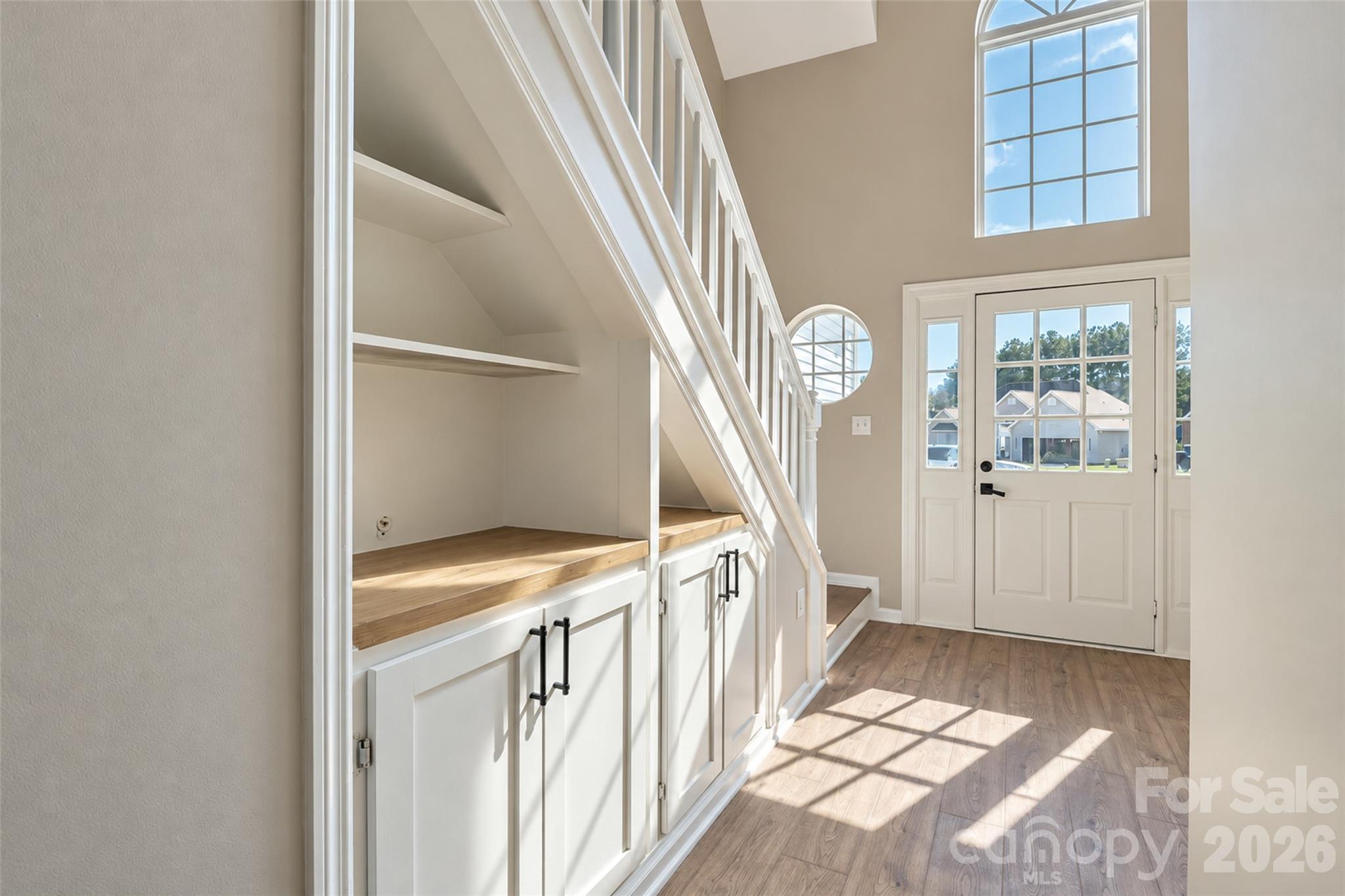 Entryway - 118 Breton Court, Mooresville
