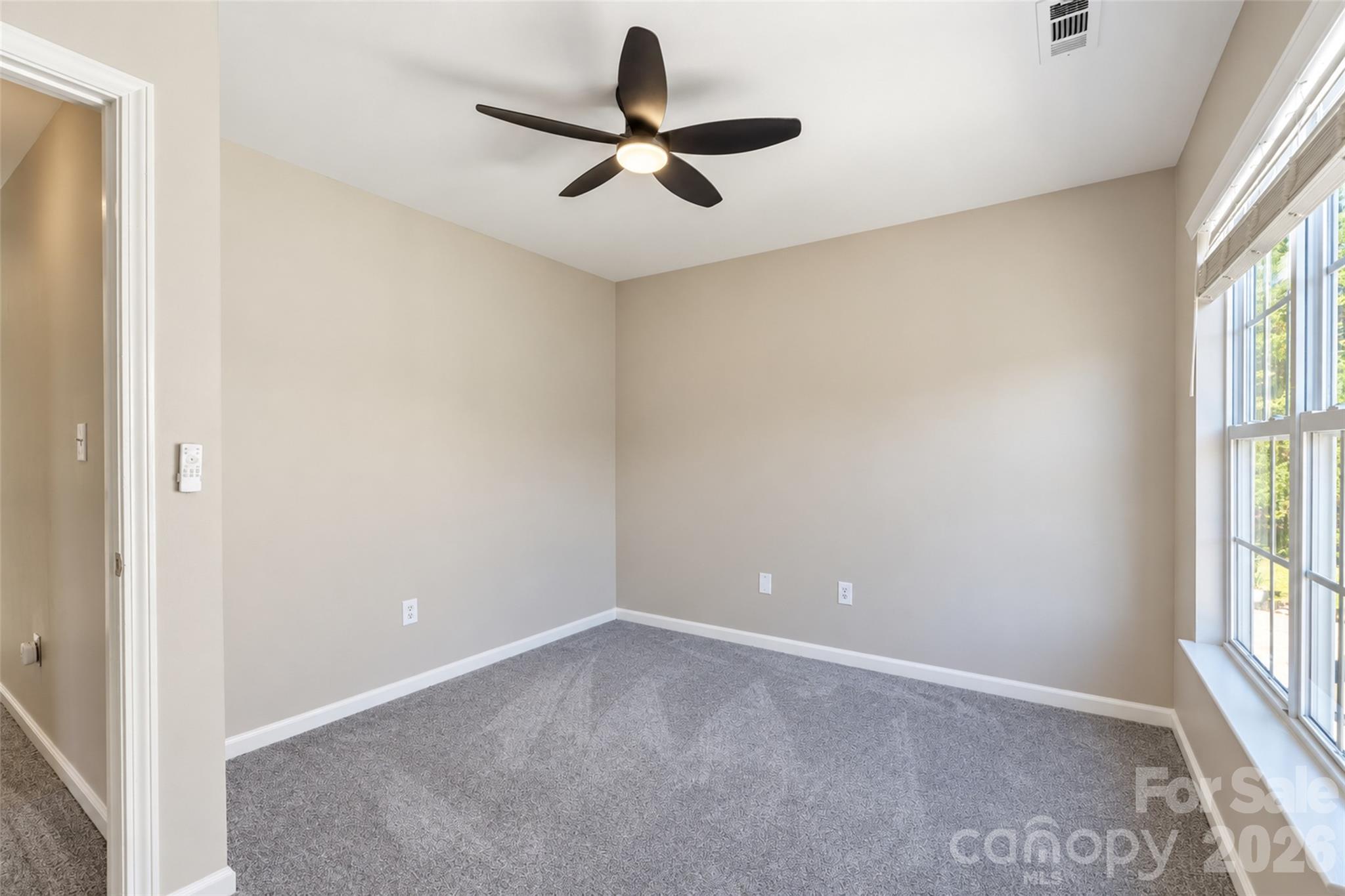 Single Family Residence at 118 Breton Court, Mooresville, photo 41 of 45