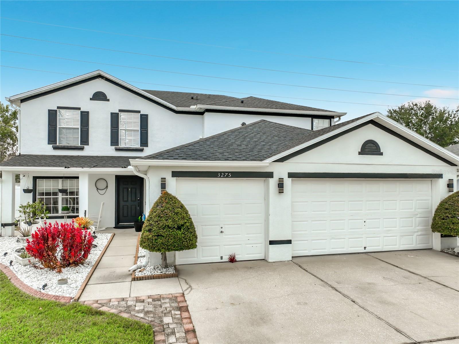 Single Family Residence at 3275 AMBERLEY PARK CIR, KISSIMMEE, photo 2 of 93