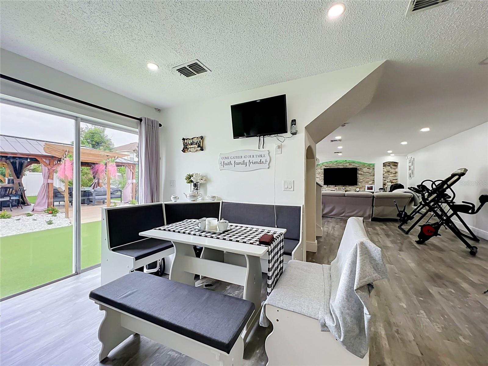 Single Family Residence at 3275 AMBERLEY PARK CIR, KISSIMMEE, photo 22 of 93