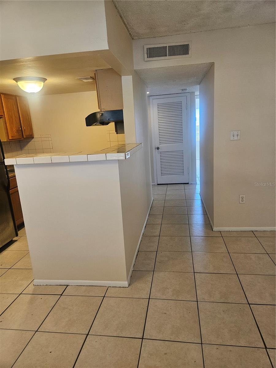 Condominium at 1440 HOLDEN AVE #B9, ORLANDO, photo 6 of 25