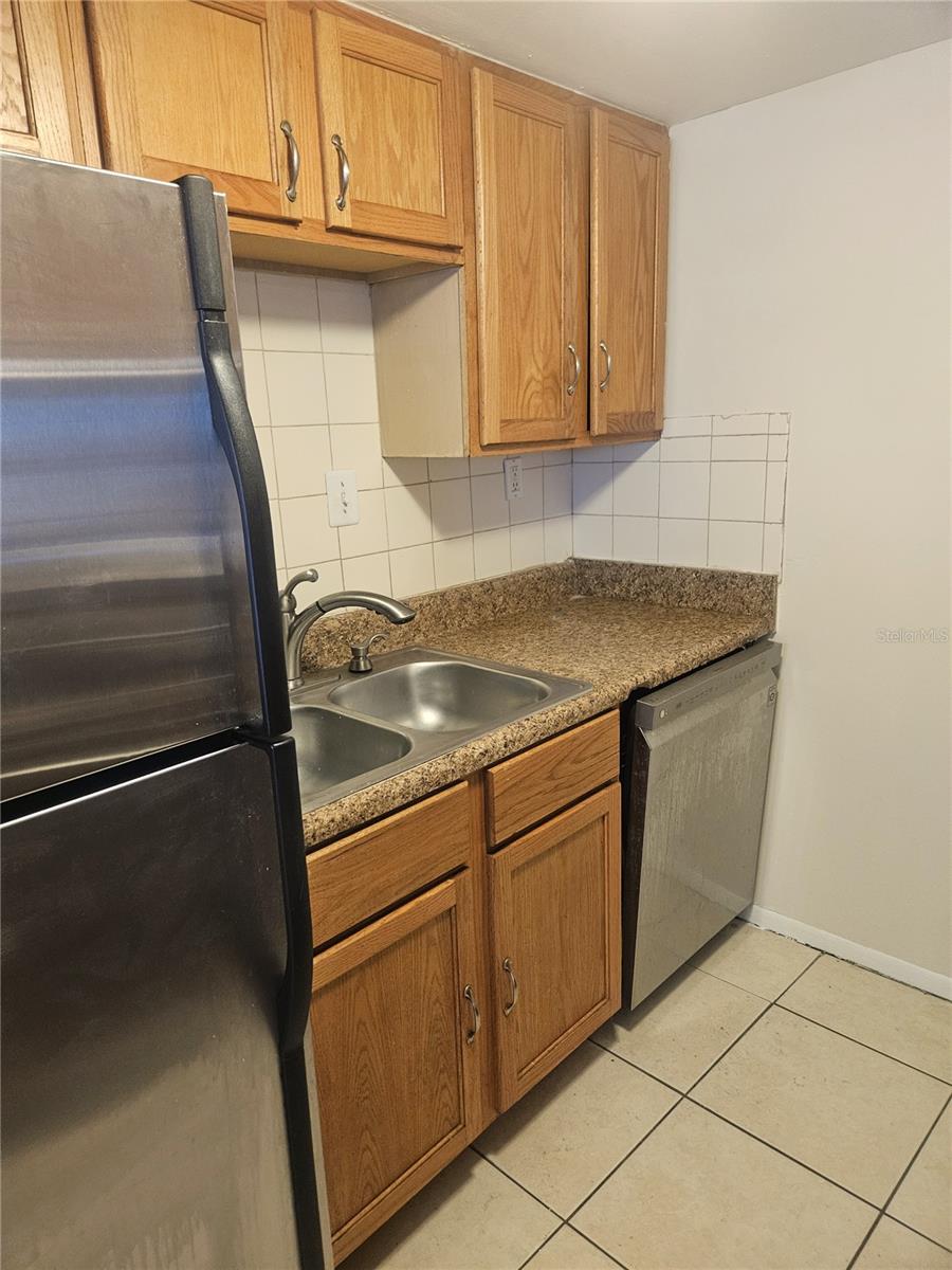 Condominium at 1440 HOLDEN AVE #B9, ORLANDO, photo 12 of 25