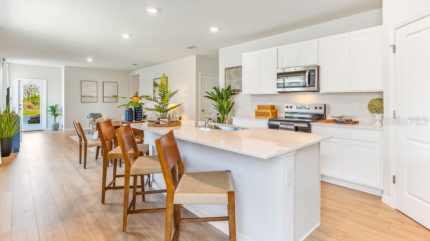 Single Family Residence at 17838 WHEAT STACK CT, PARRISH, photo 6 of 25