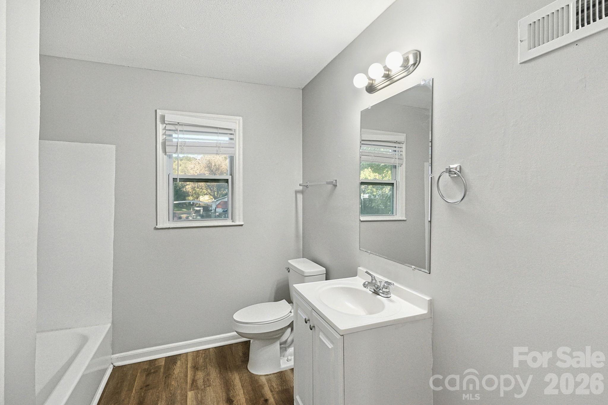 Single Family Residence at 207 Gaddis Drive, Mount Holly, photo 18 of 27