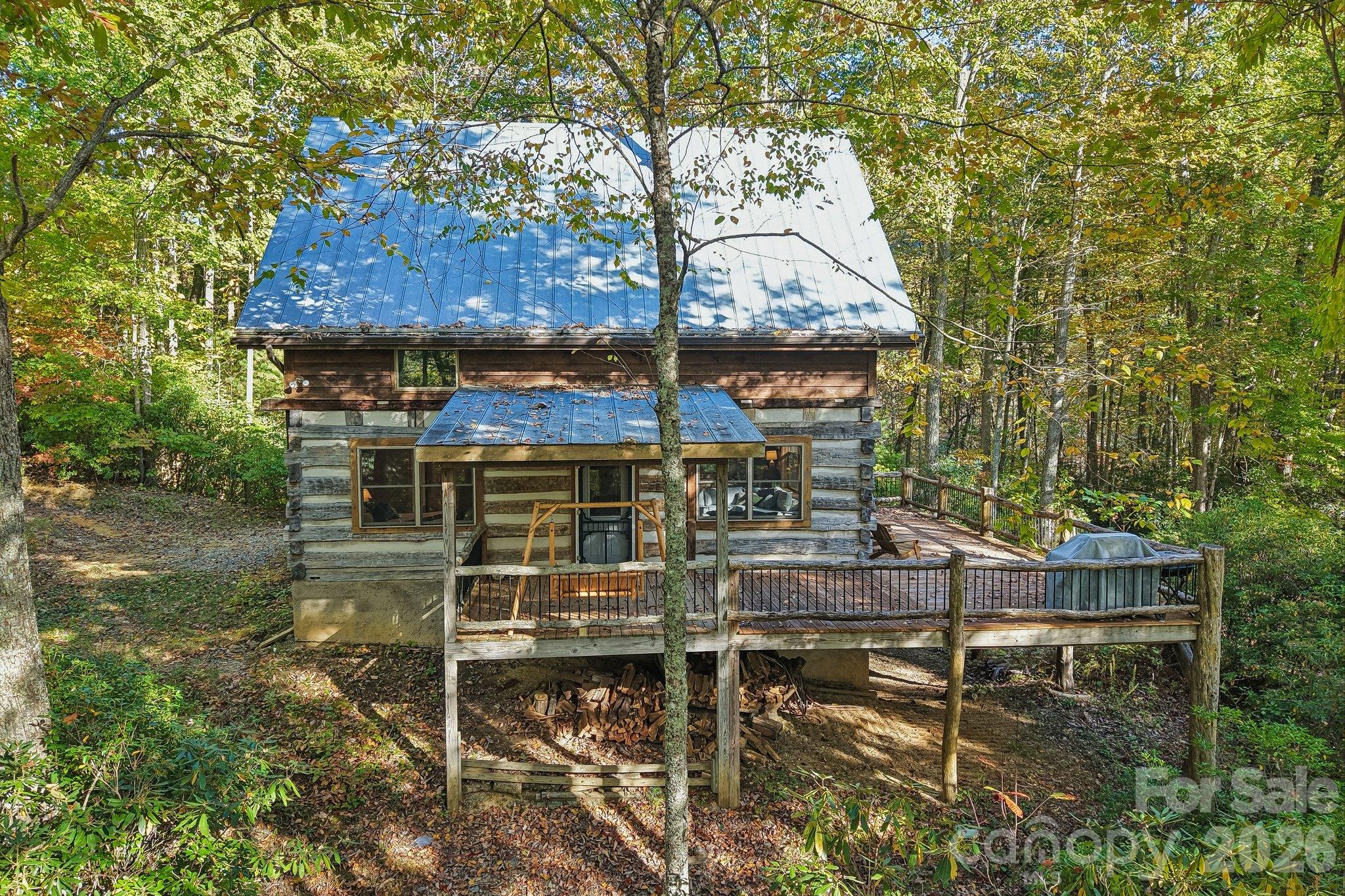 Single Family Residence at 755 Hollyberry Lane, Marshall, photo 2 of 44
