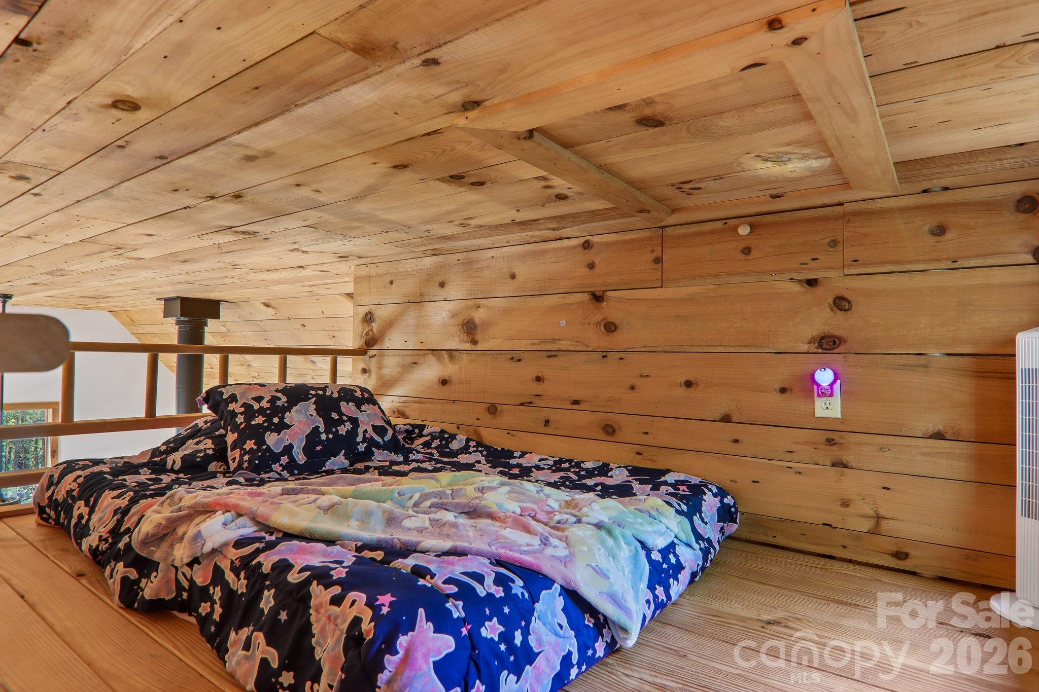 Loft area - 755 Hollyberry Lane, Marshall