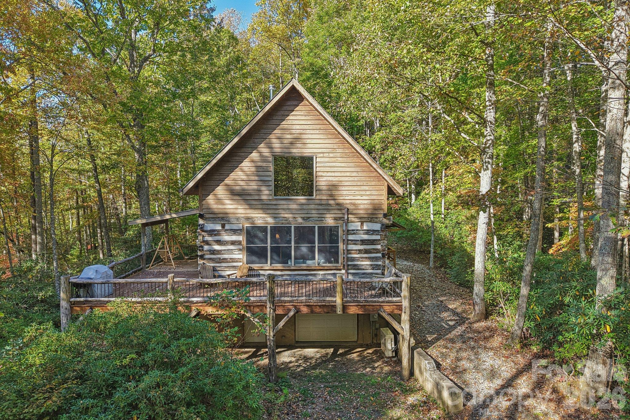 Single Family Residence at 755 Hollyberry Lane, Marshall, photo 37 of 44