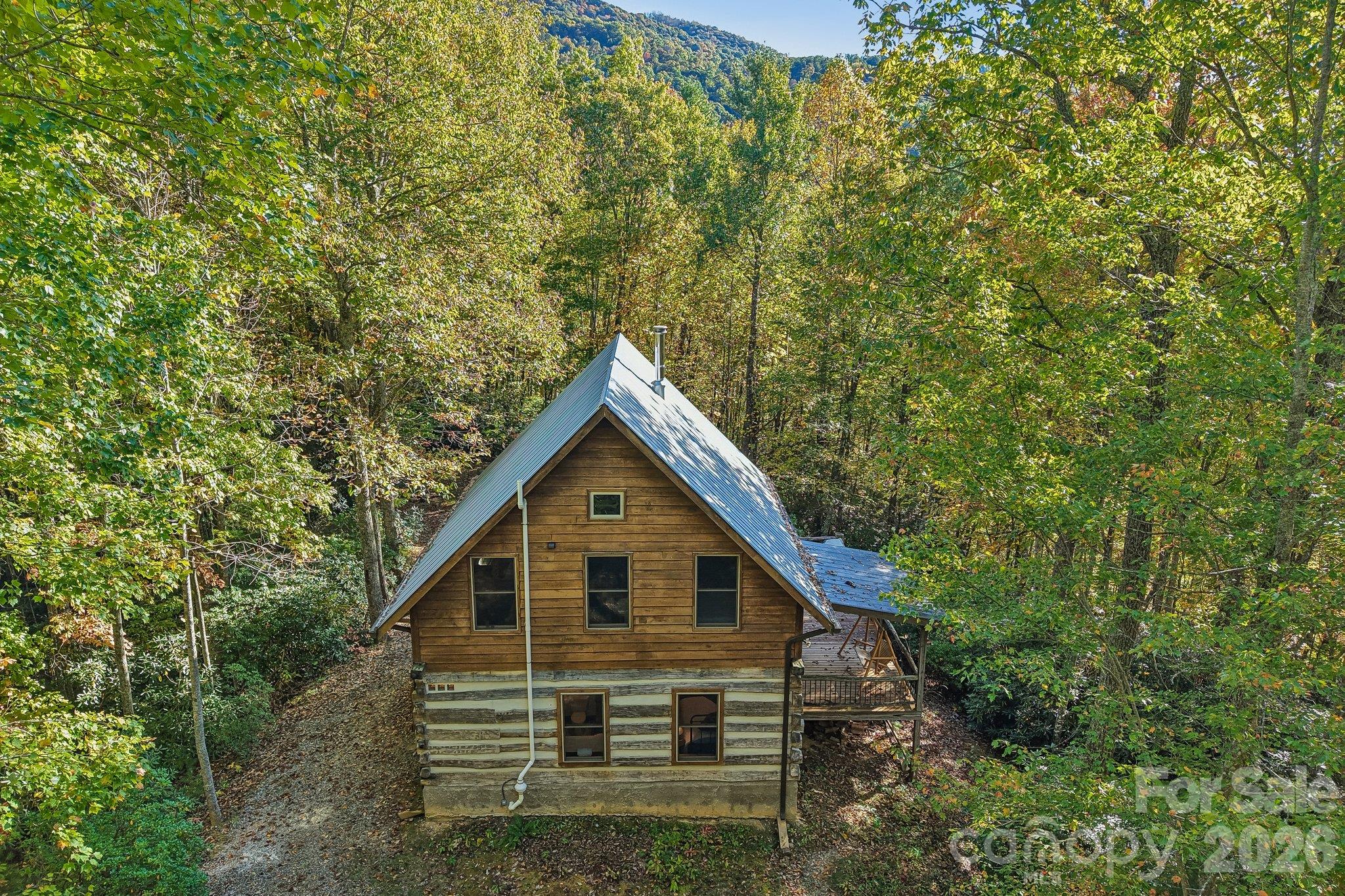 Single Family Residence at 755 Hollyberry Lane, Marshall, photo 39 of 44