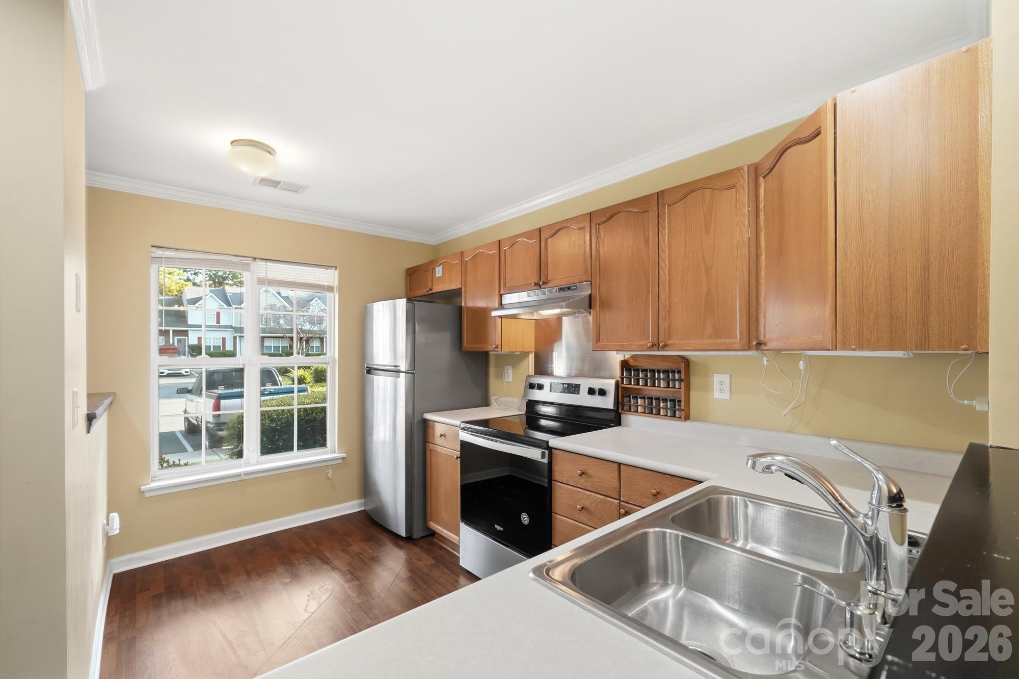 Townhouse at 2220 Preakness Court, Charlotte, photo 8 of 28
