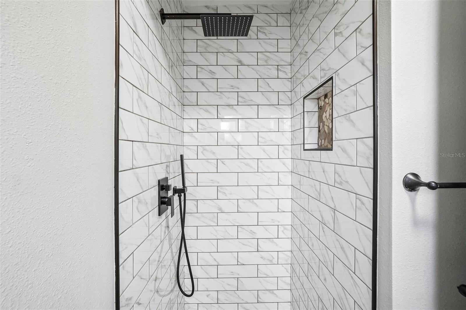 Primary Bathroom Shower - 715 PAPAYA DR, TAMPA