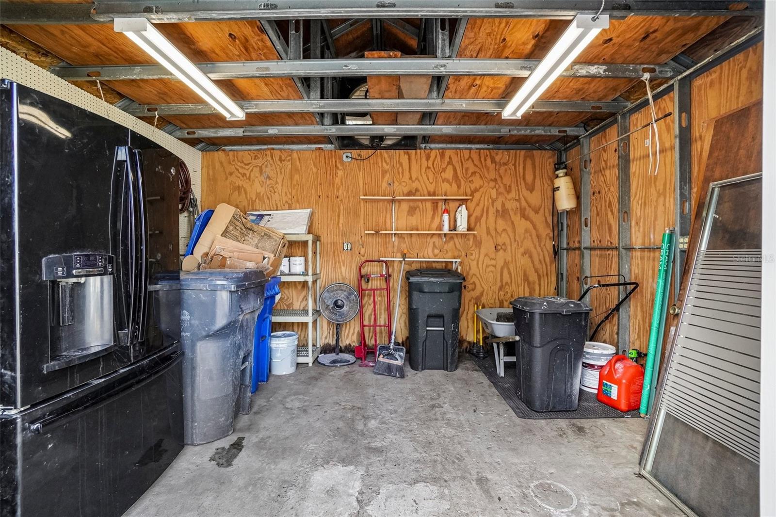 Inside Shed - 715 PAPAYA DR, TAMPA